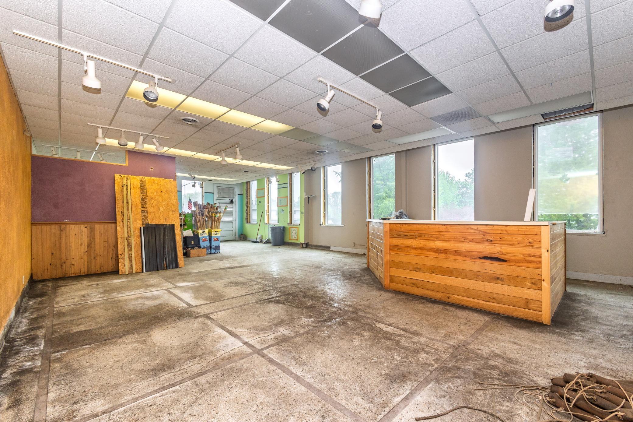 801 6th Avenue E Property Photo 16