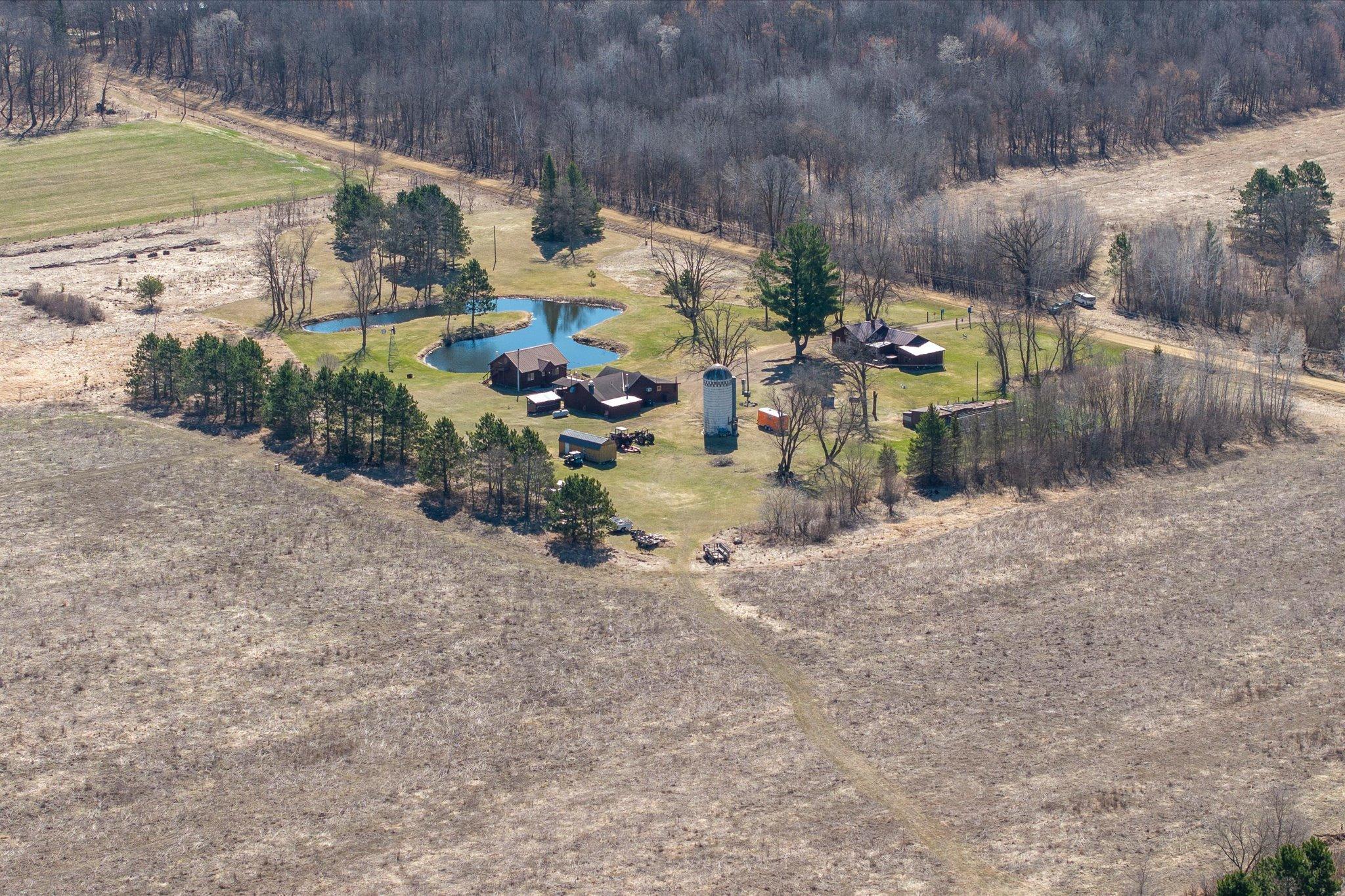 44357 Red Oak Road Property Photo 2