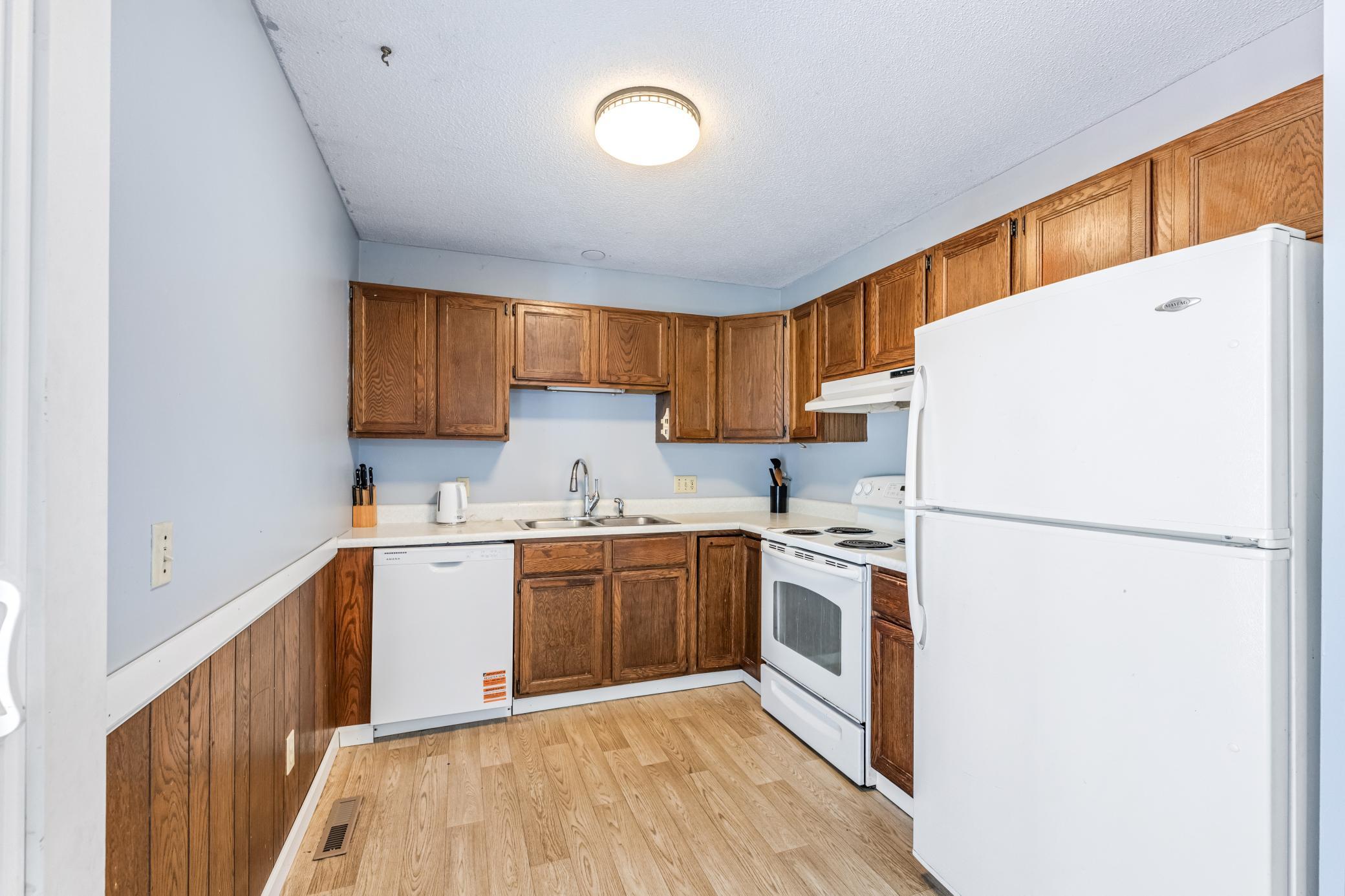 3821 15th Avenue Nw Property Photo 4