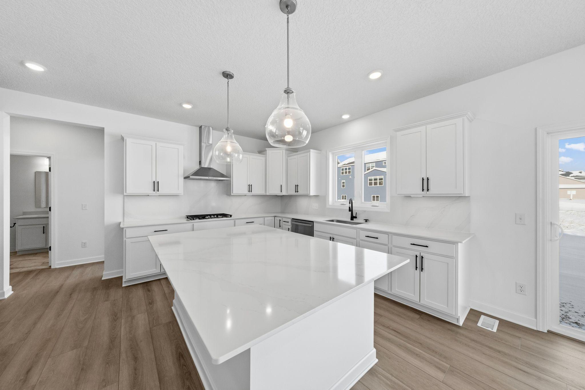 18677 Huntley Trail Property Photo 3