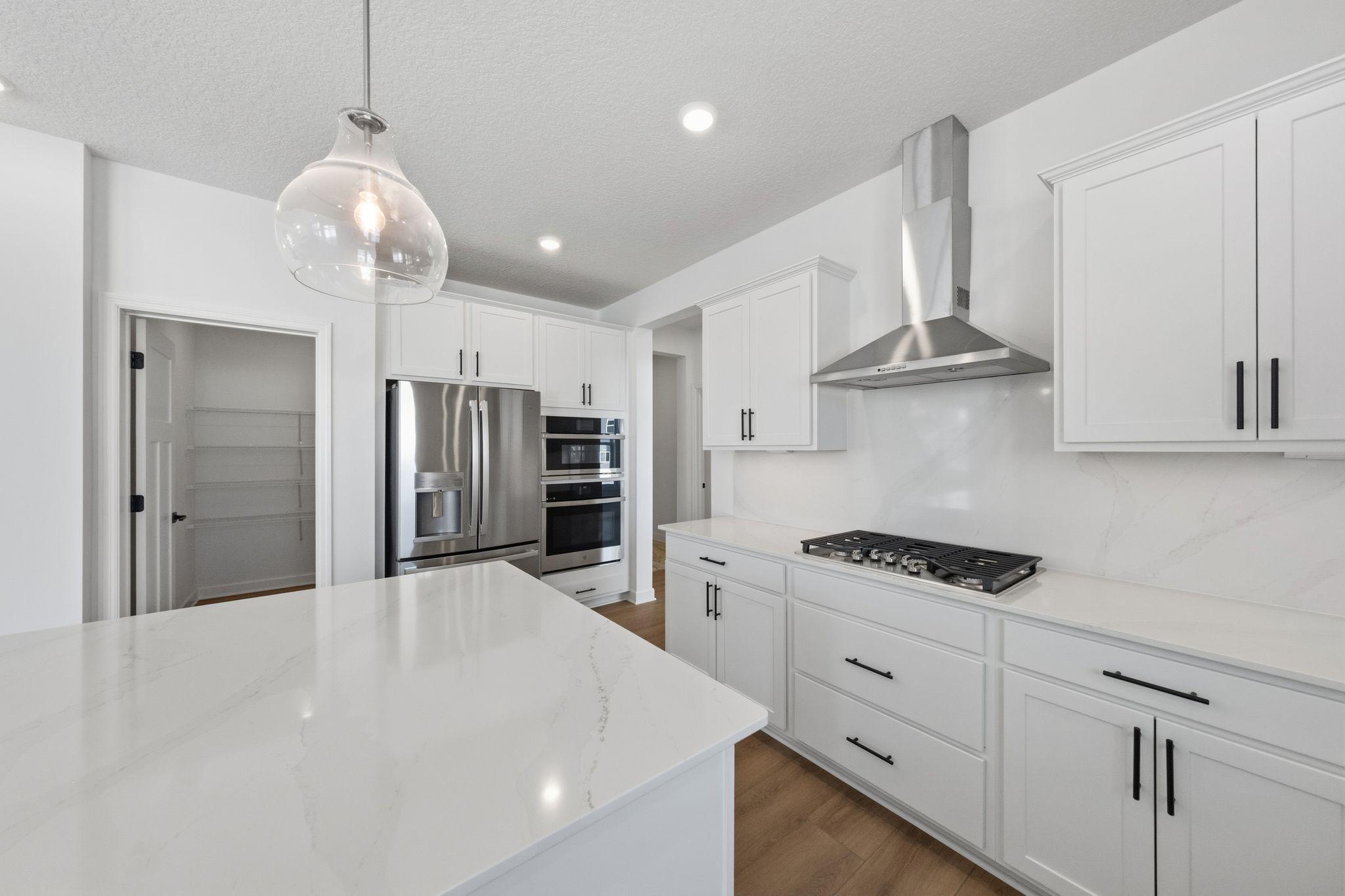 18677 Huntley Trail Property Photo 4