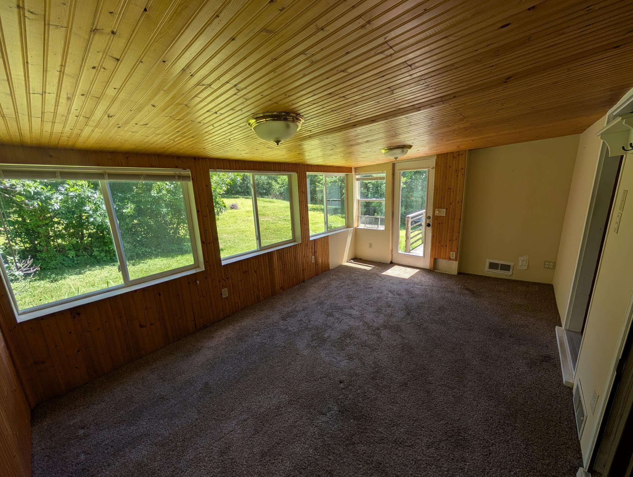 3800 Park Lane Property Photo 4