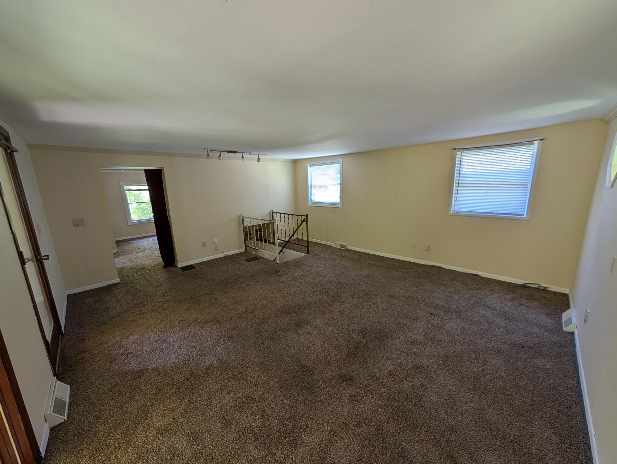 3800 Park Lane Property Photo 5