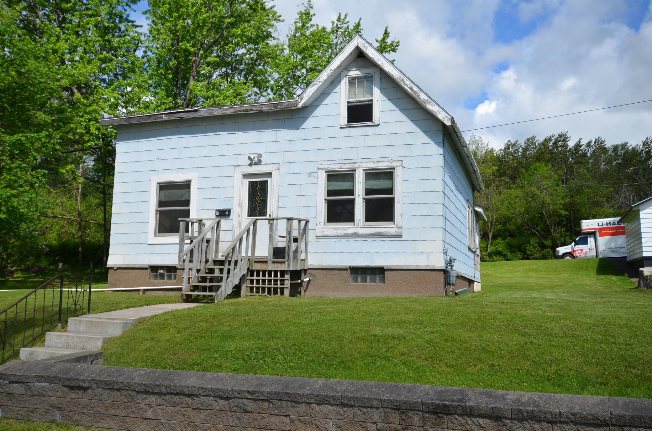 4011 W 9th Street Property Photo 4