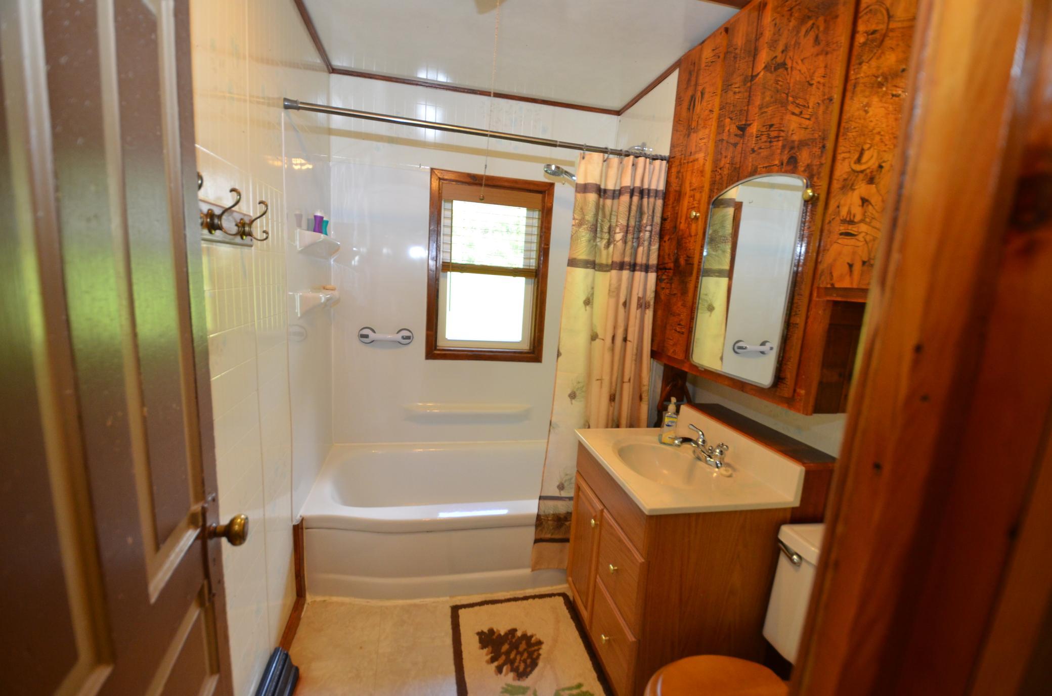 4011 W 9th Street Property Photo 17