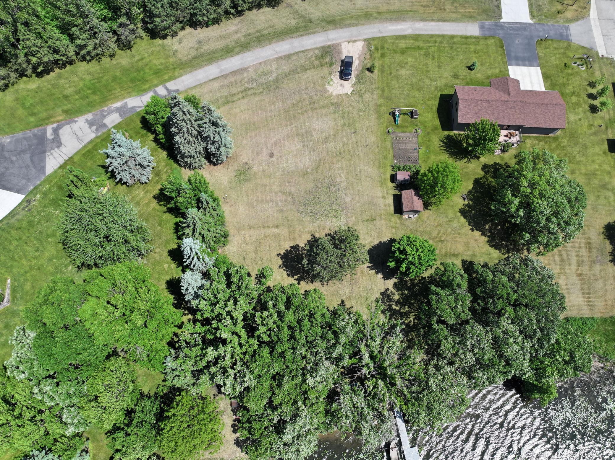 Tbd Willow Ave Property Photo 6