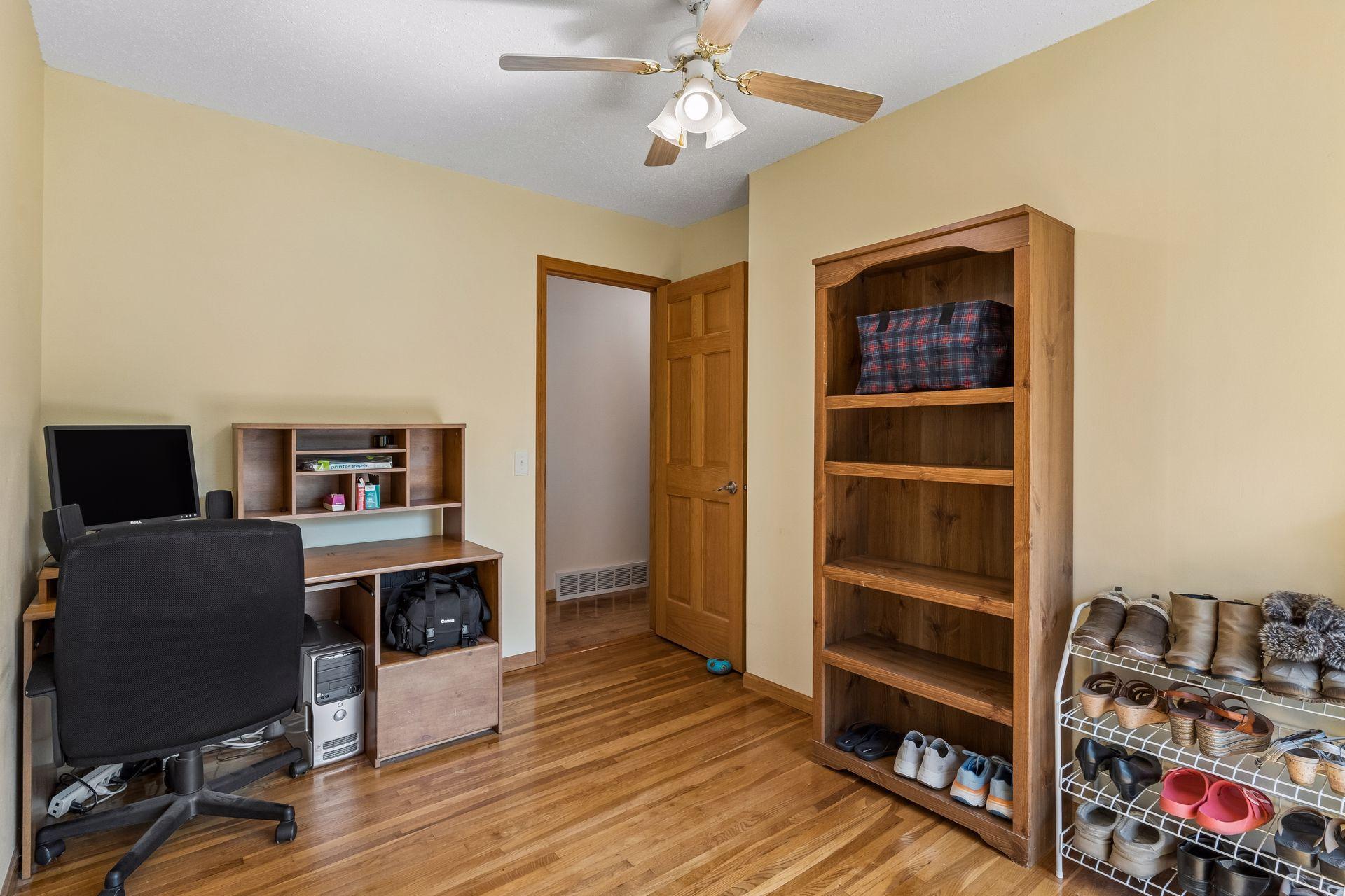 1900 Dundas Boulevard Property Photo 29