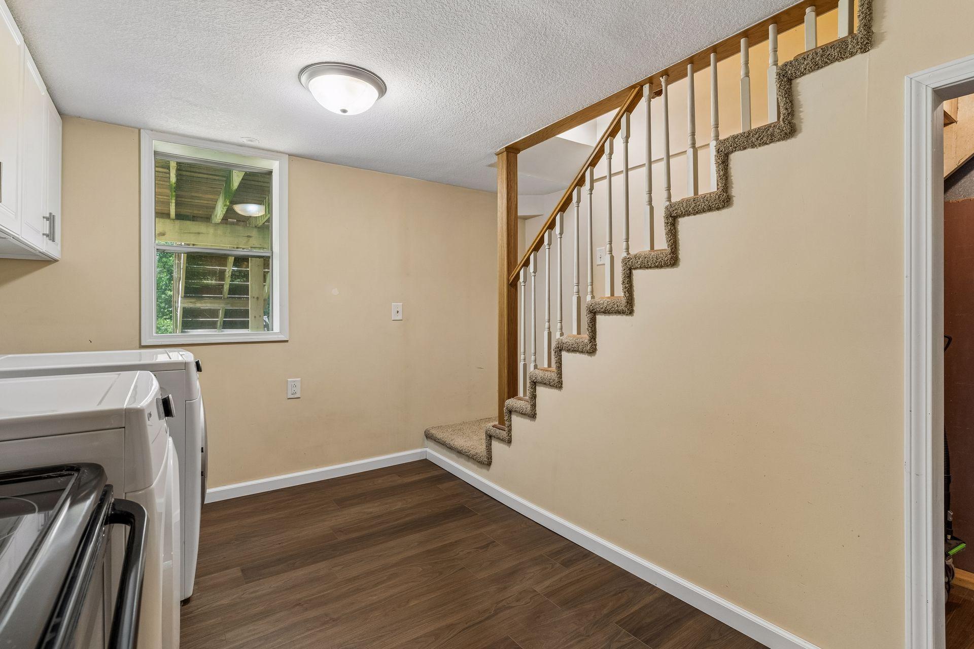 1900 Dundas Boulevard Property Photo 30