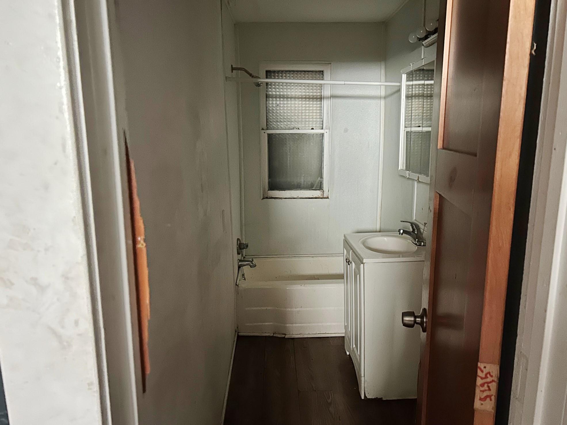 719 Sherburne Avenue Property Photo 6