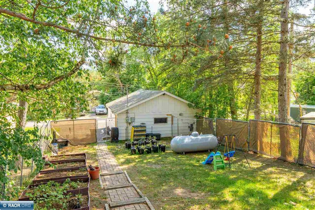 206 3rd Street N Property Photo 8