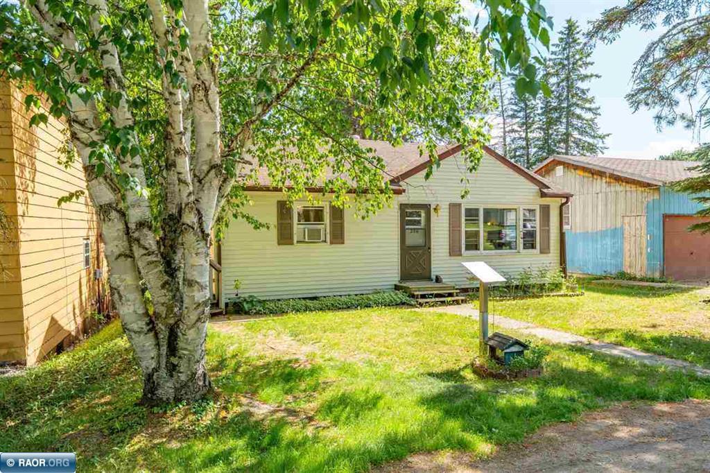 206 3rd Street N Property Photo 9