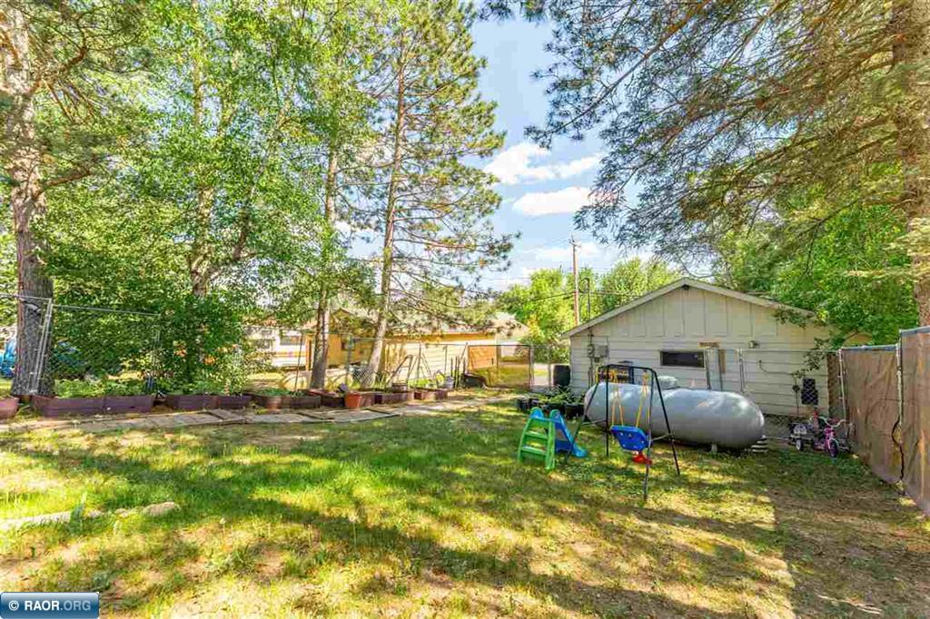 206 3rd Street N Property Photo 25