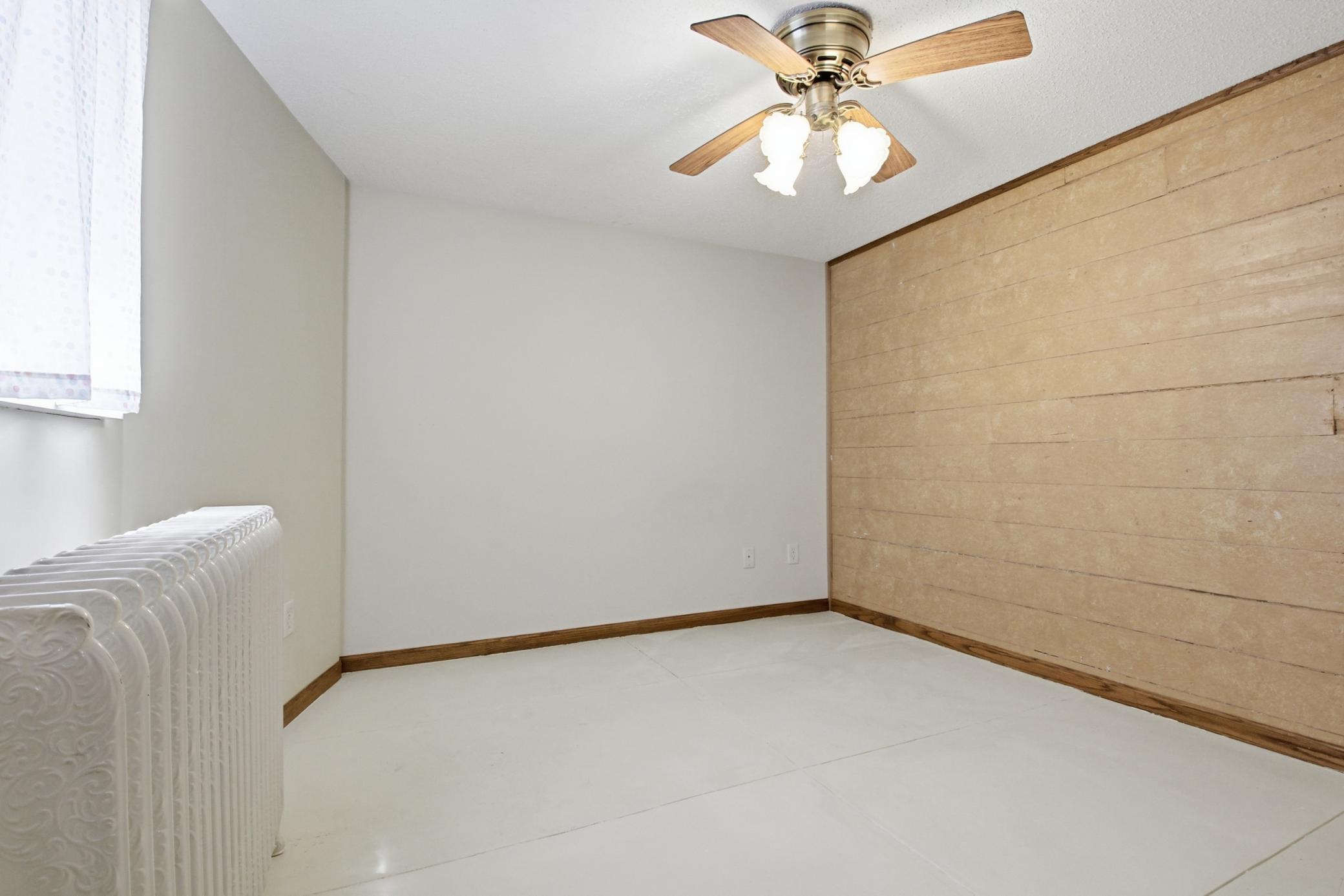611 N Marshall Avenue Property Photo 31