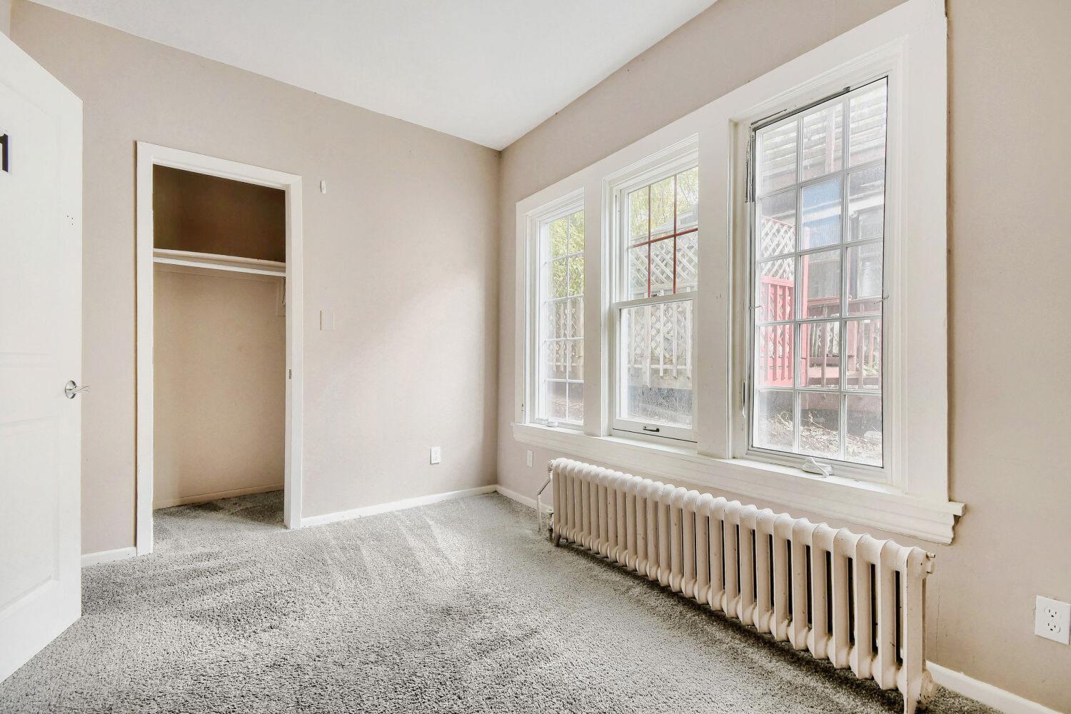 707 Preble Street Property Photo 6