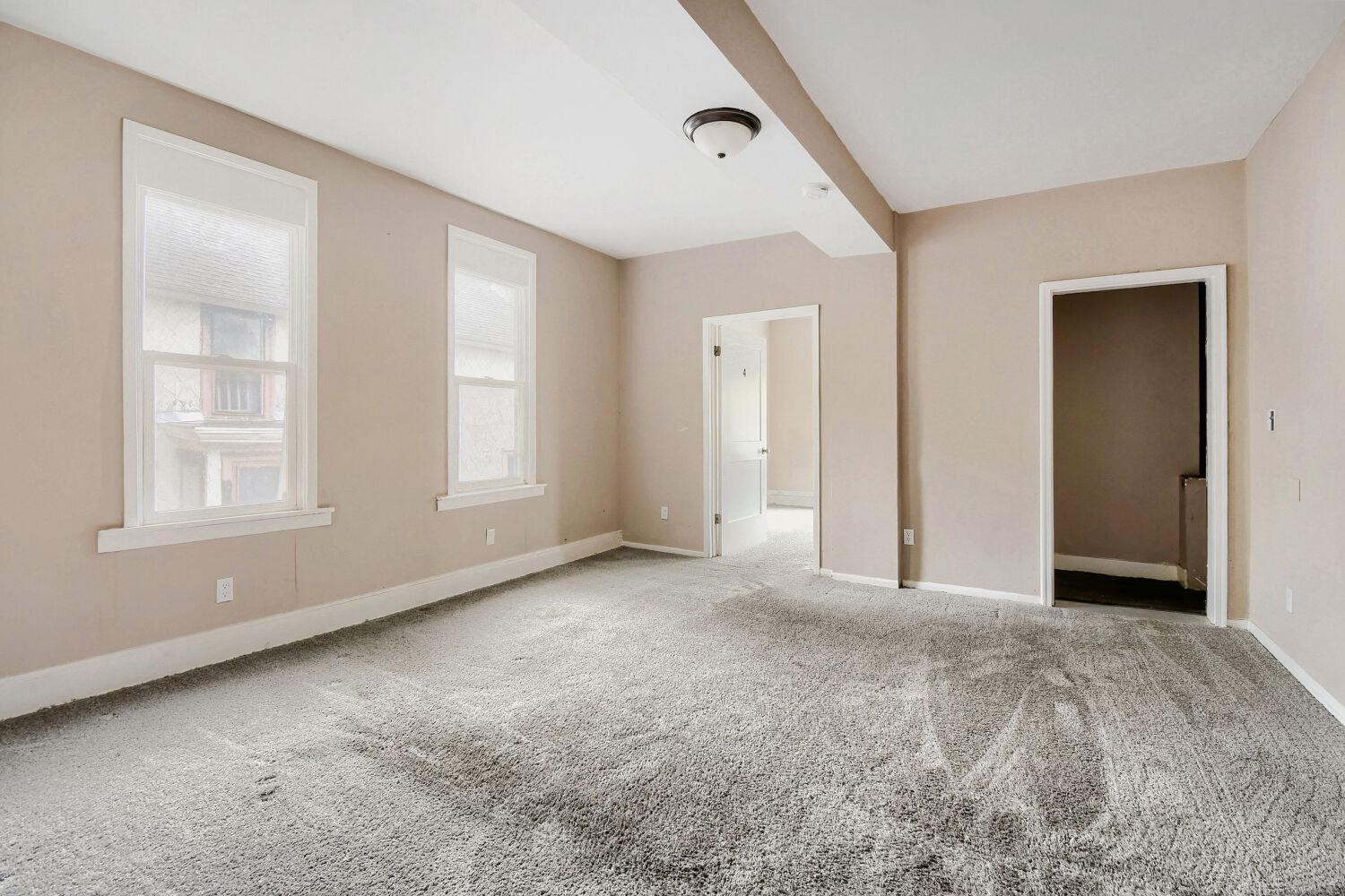 707 Preble Street Property Photo 8