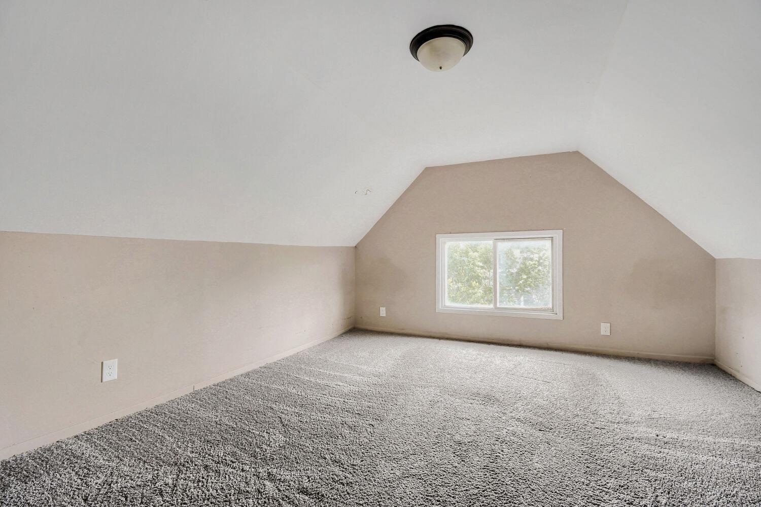 707 Preble Street Property Photo 11