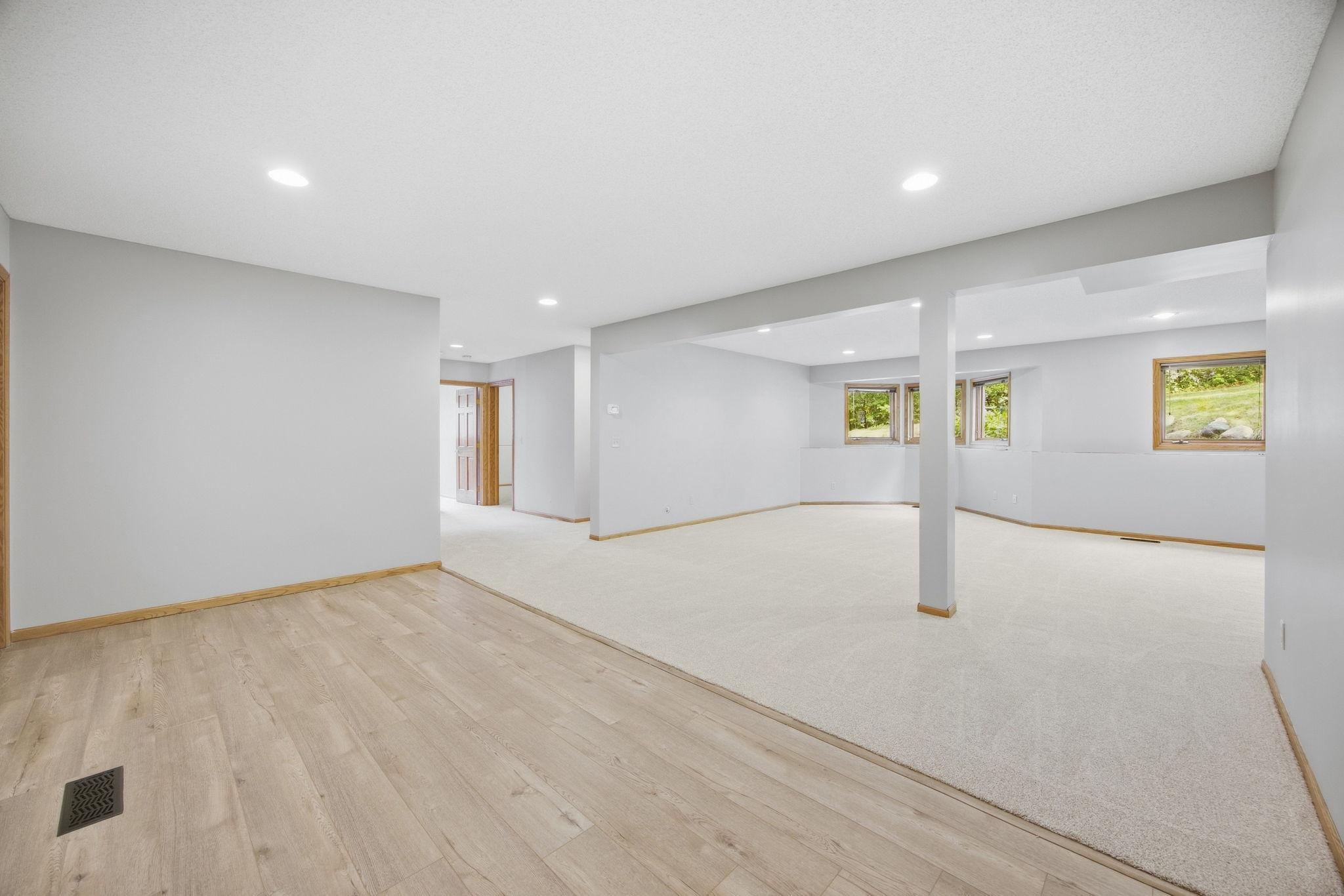 4320 Vinewood Lane N Property Photo 55