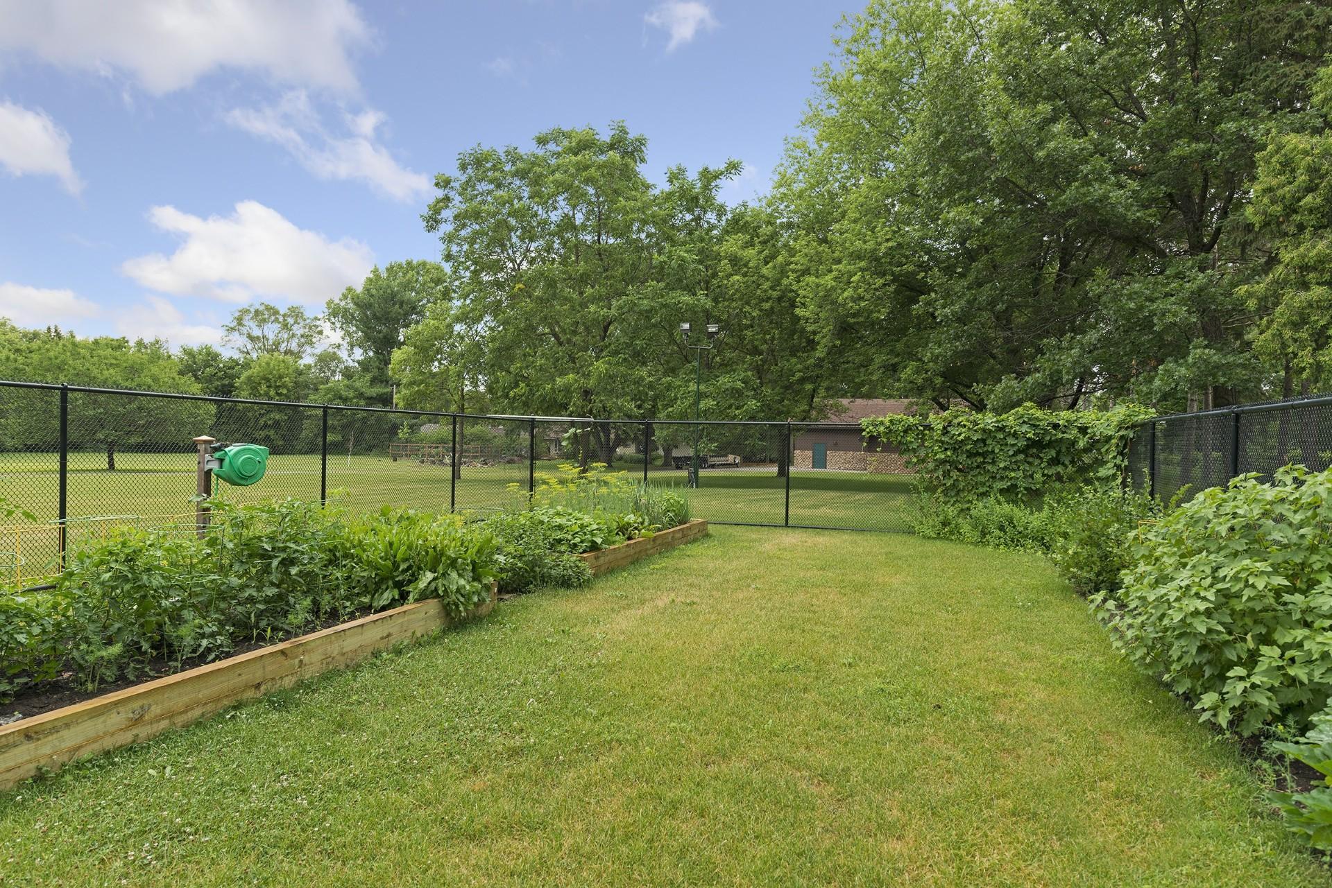 4151 Rice Street Property Photo 15