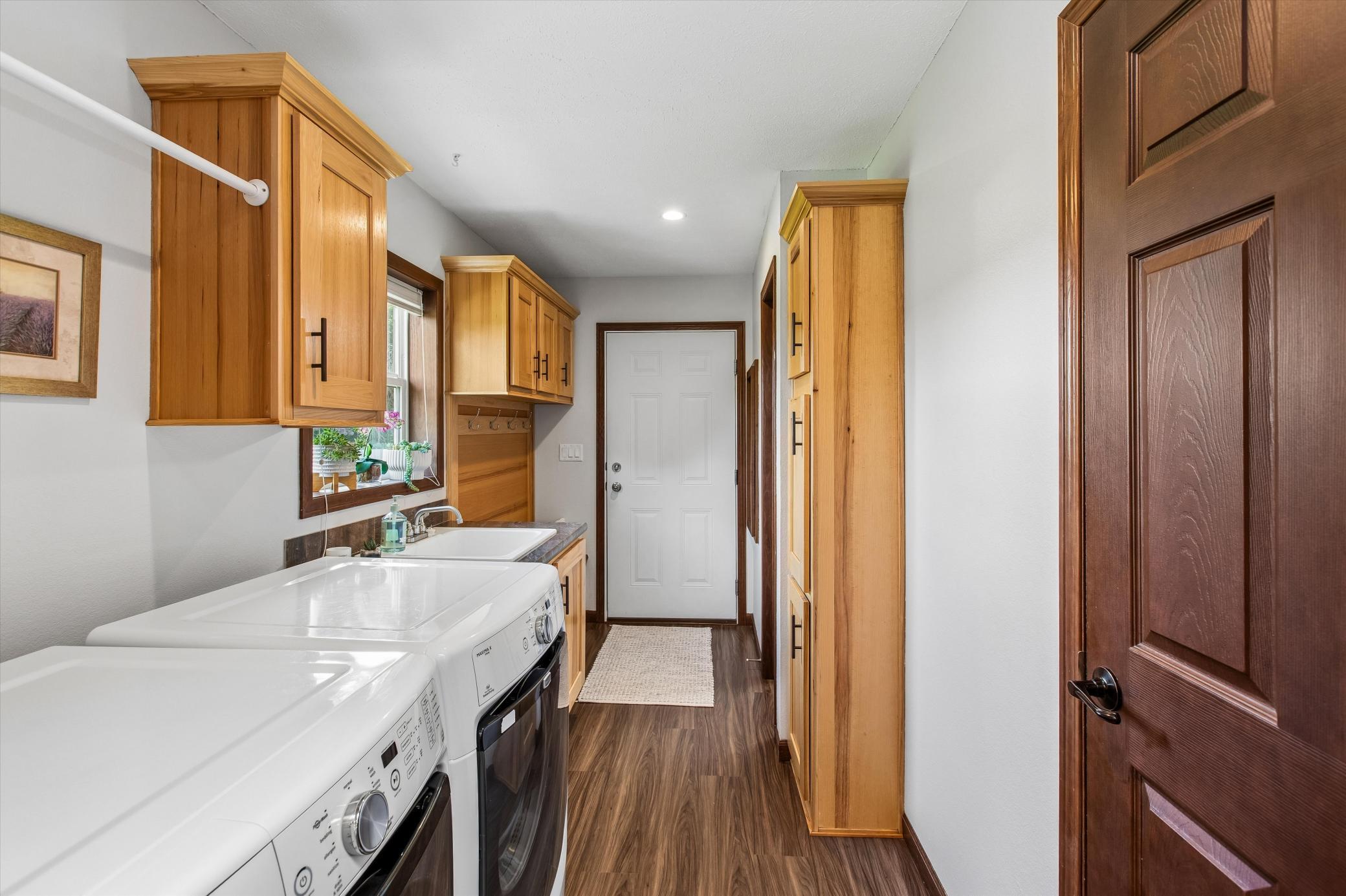 6787 Fairfax Way Property Photo 33