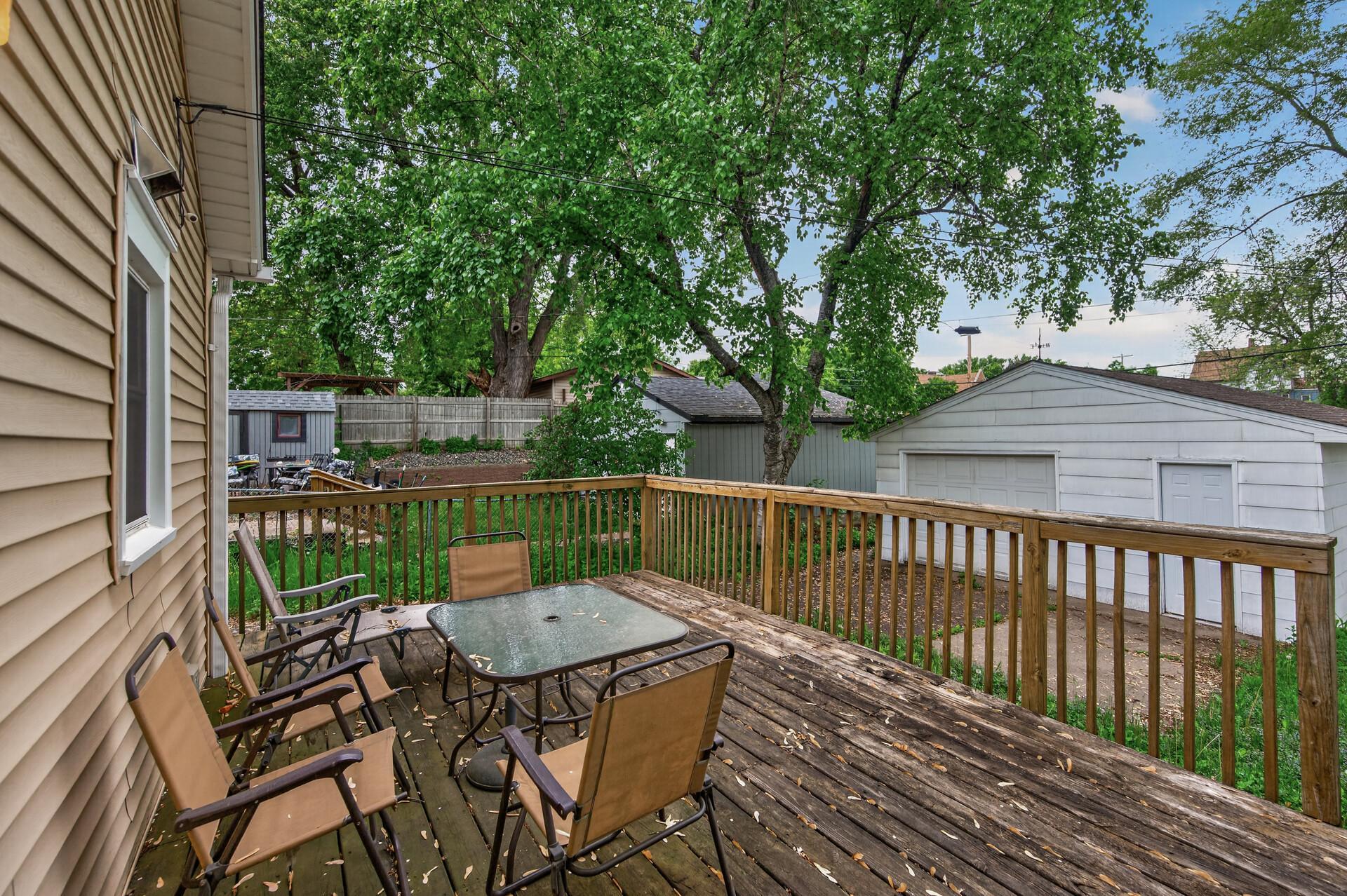 1067 Wilson Avenue Property Photo 19
