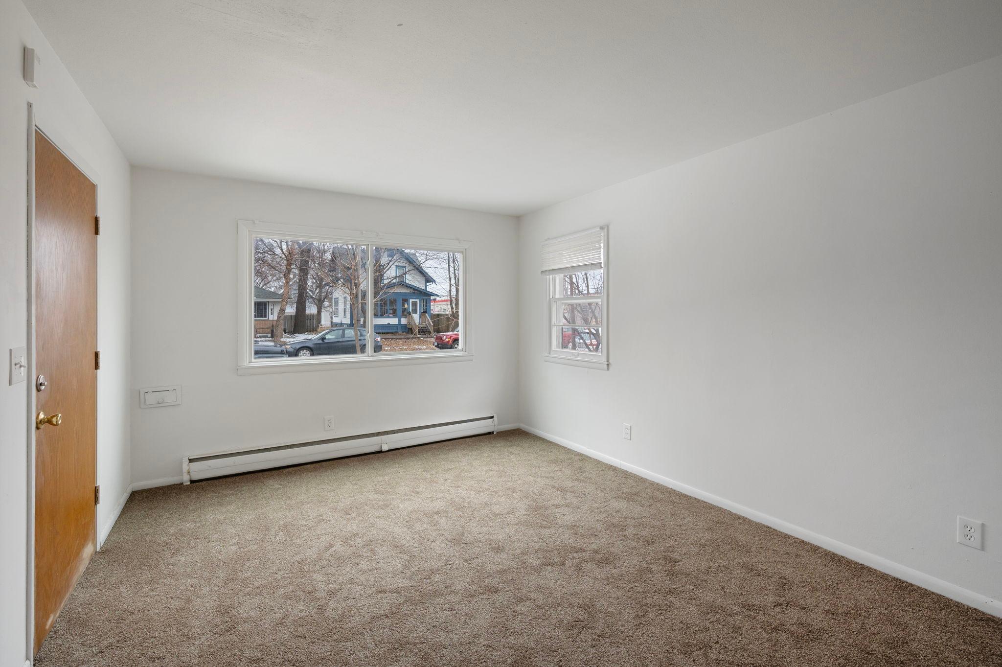 1094 25th Avenue Se Property Photo 7