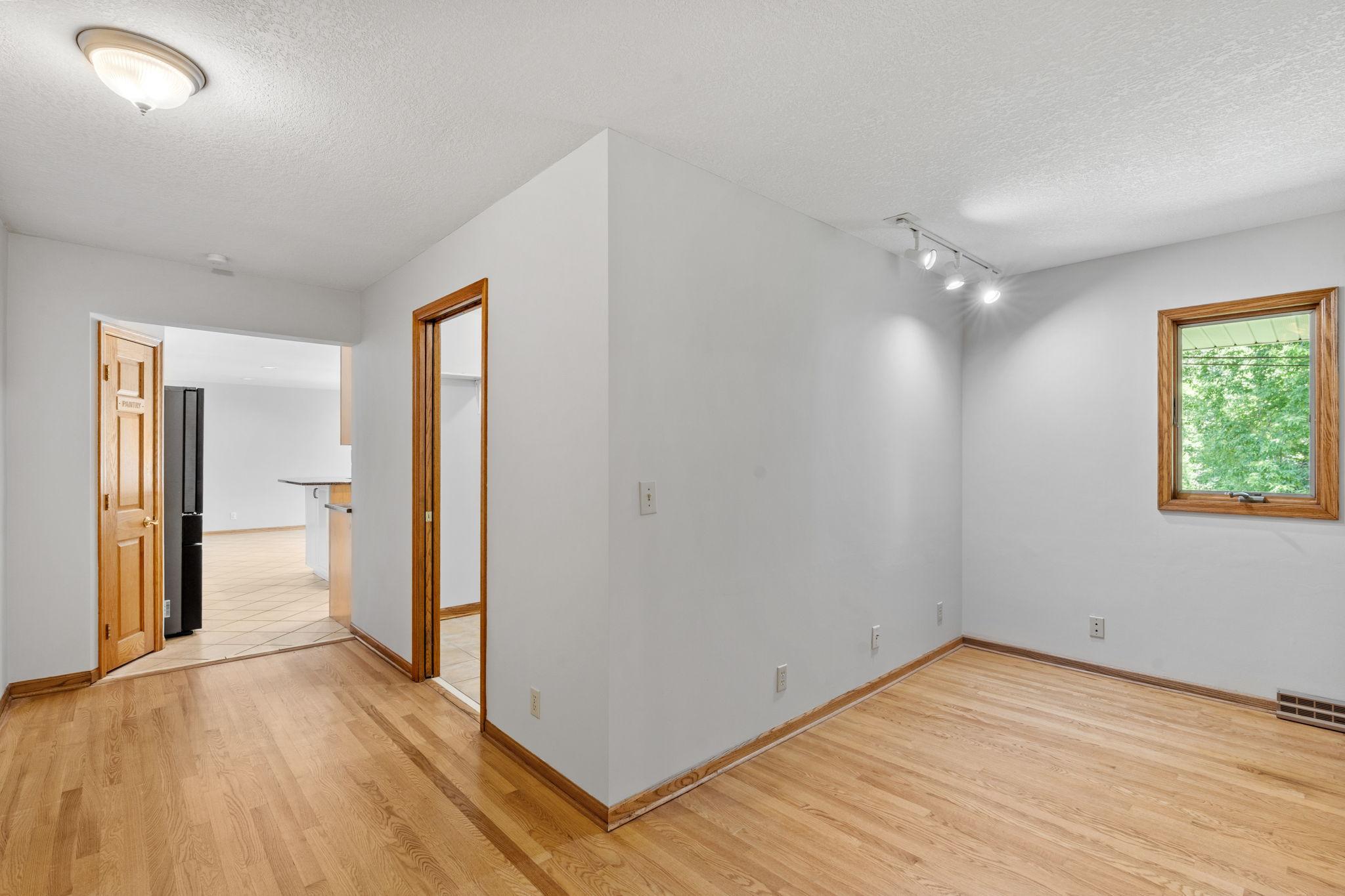 5010 Diane Drive Property Photo 38