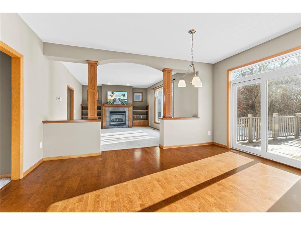 10543 Noble Circle N Property Photo 11
