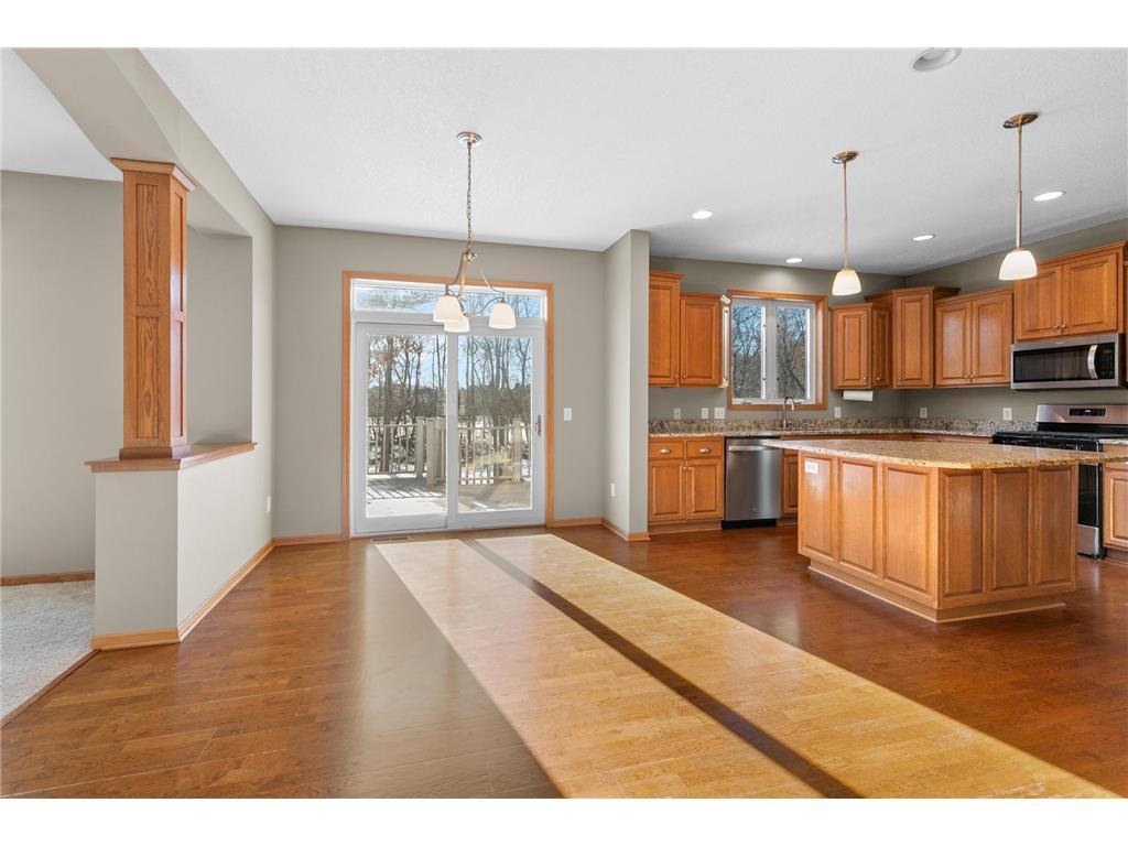 10543 Noble Circle N Property Photo 12