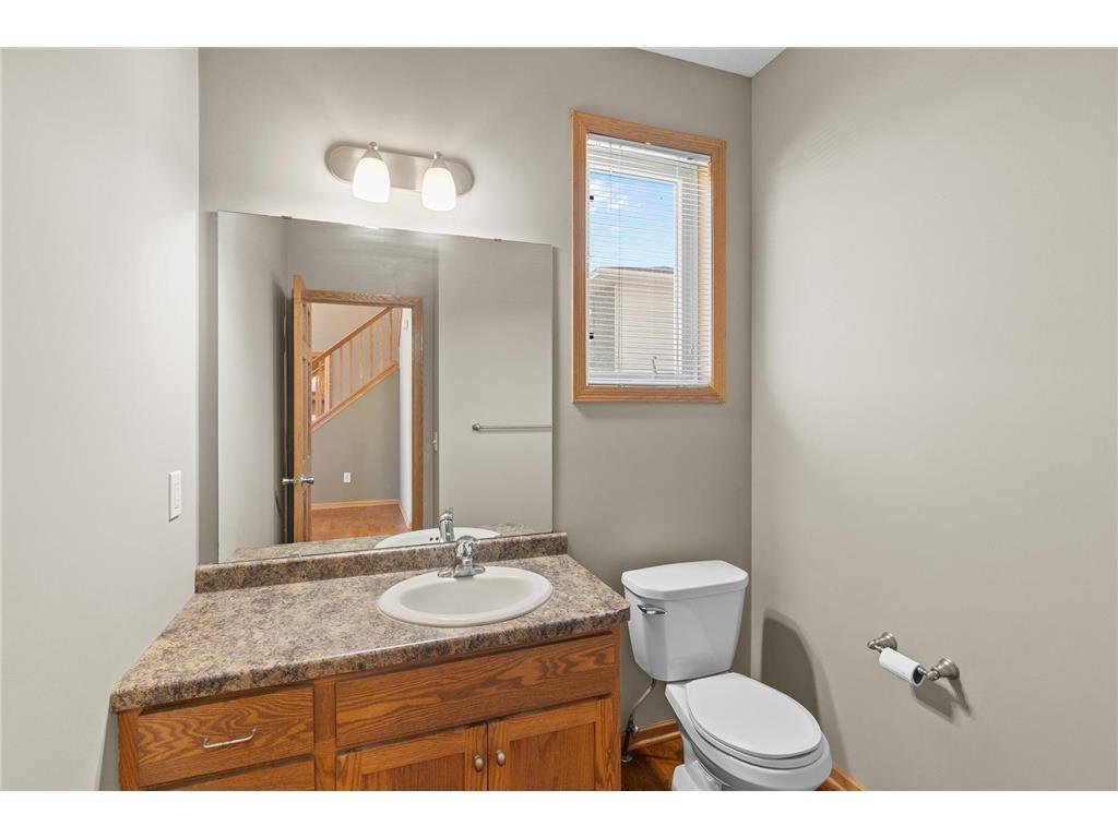 10543 Noble Circle N Property Photo 19
