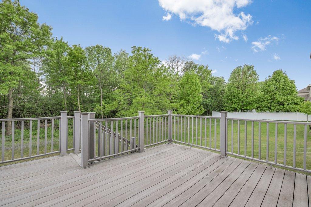10543 Noble Circle N Property Photo 26