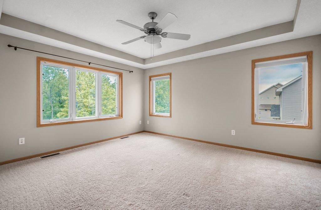 10543 Noble Circle N Property Photo 30