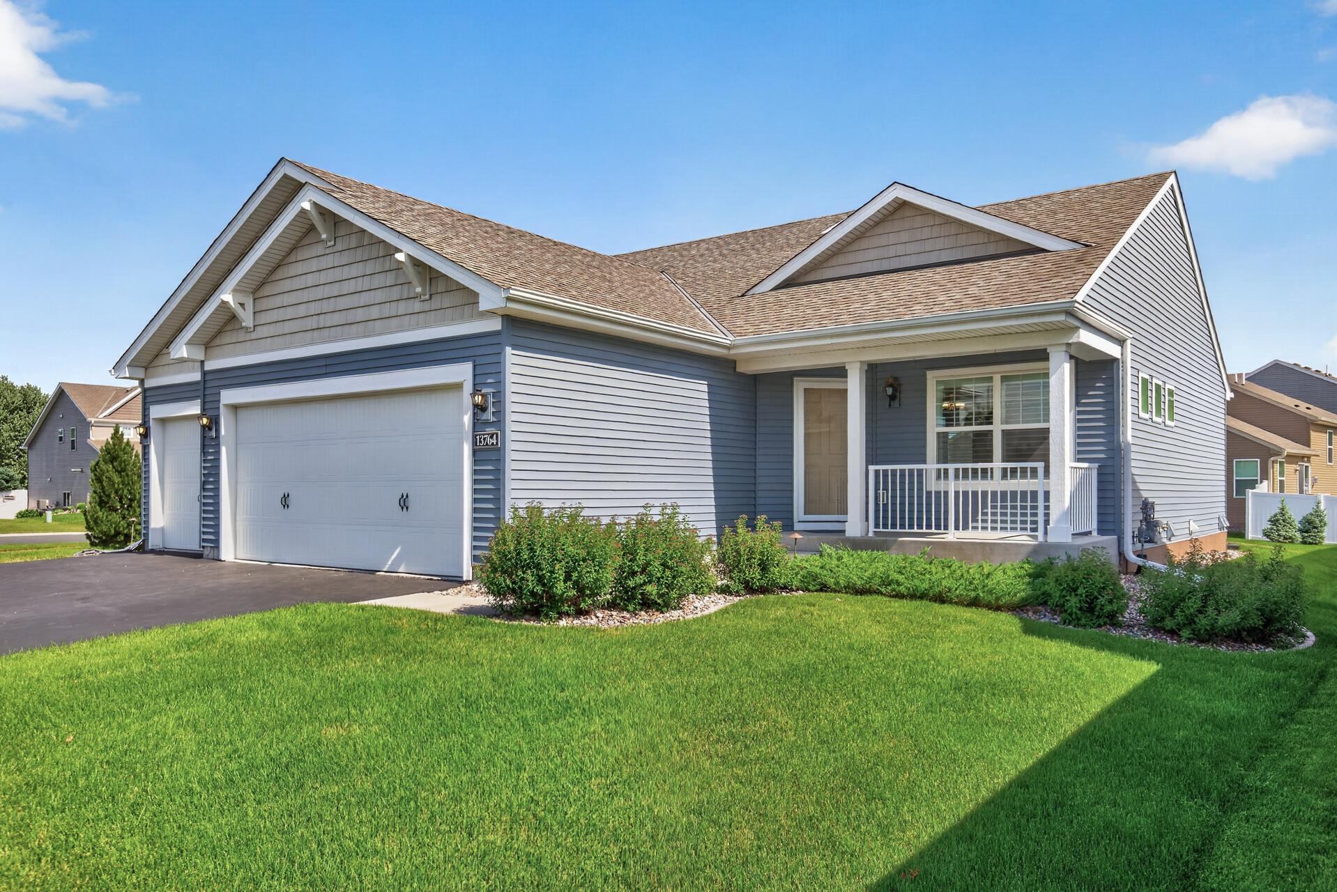 13764 Apollo Way Property Photo 1