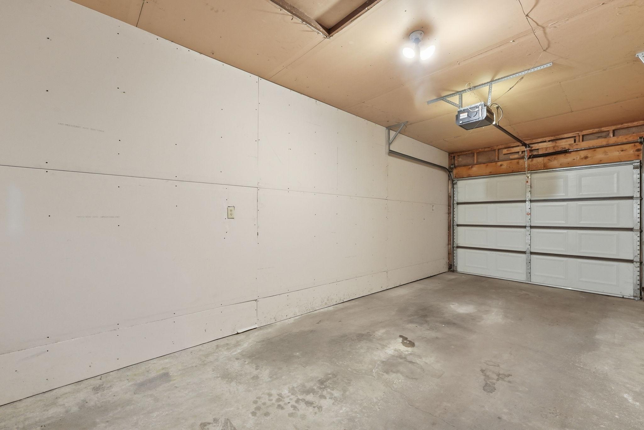 2070 Stockinger Drive Property Photo 37