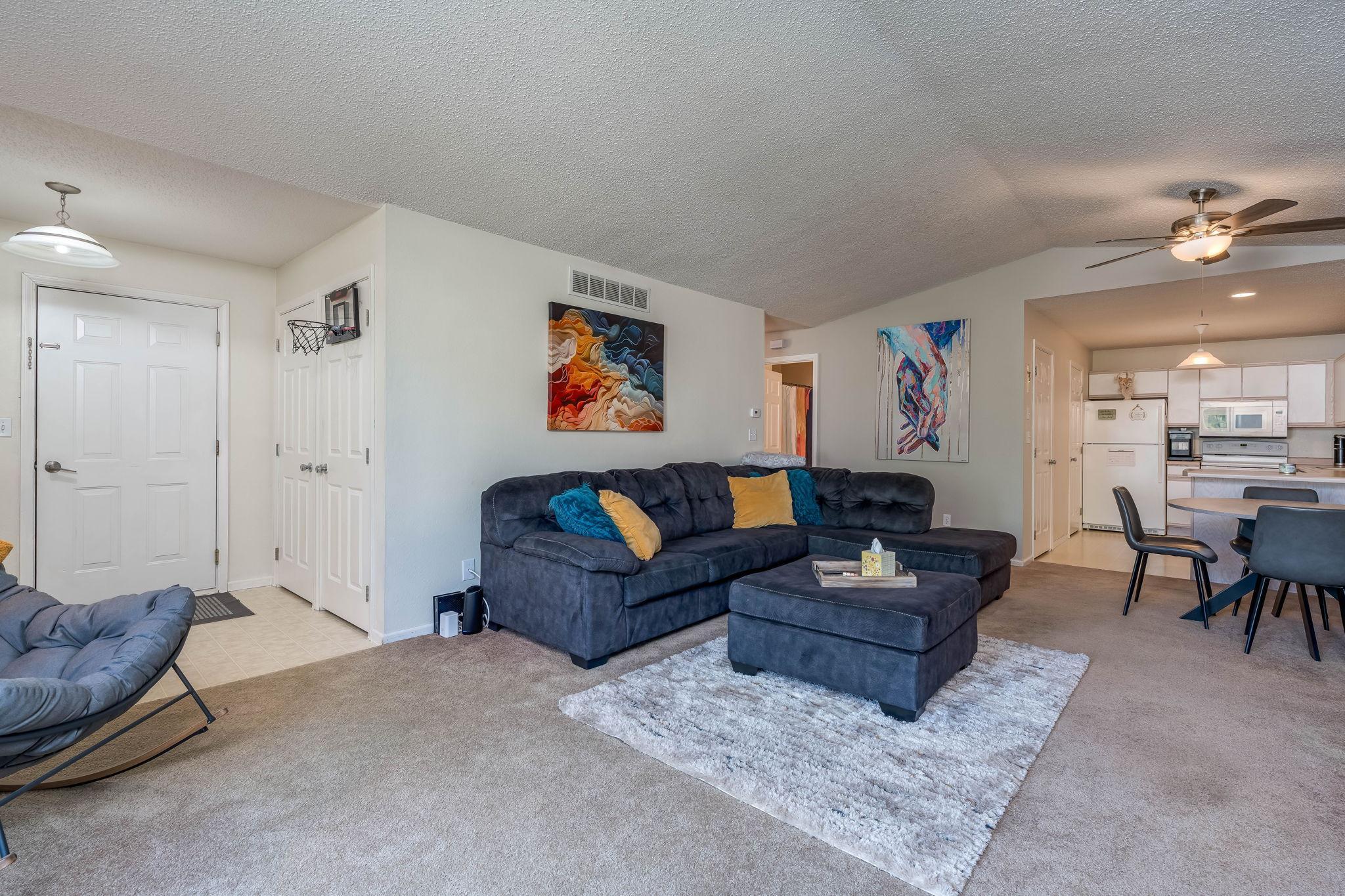 150 Oxford Path Property Photo 8