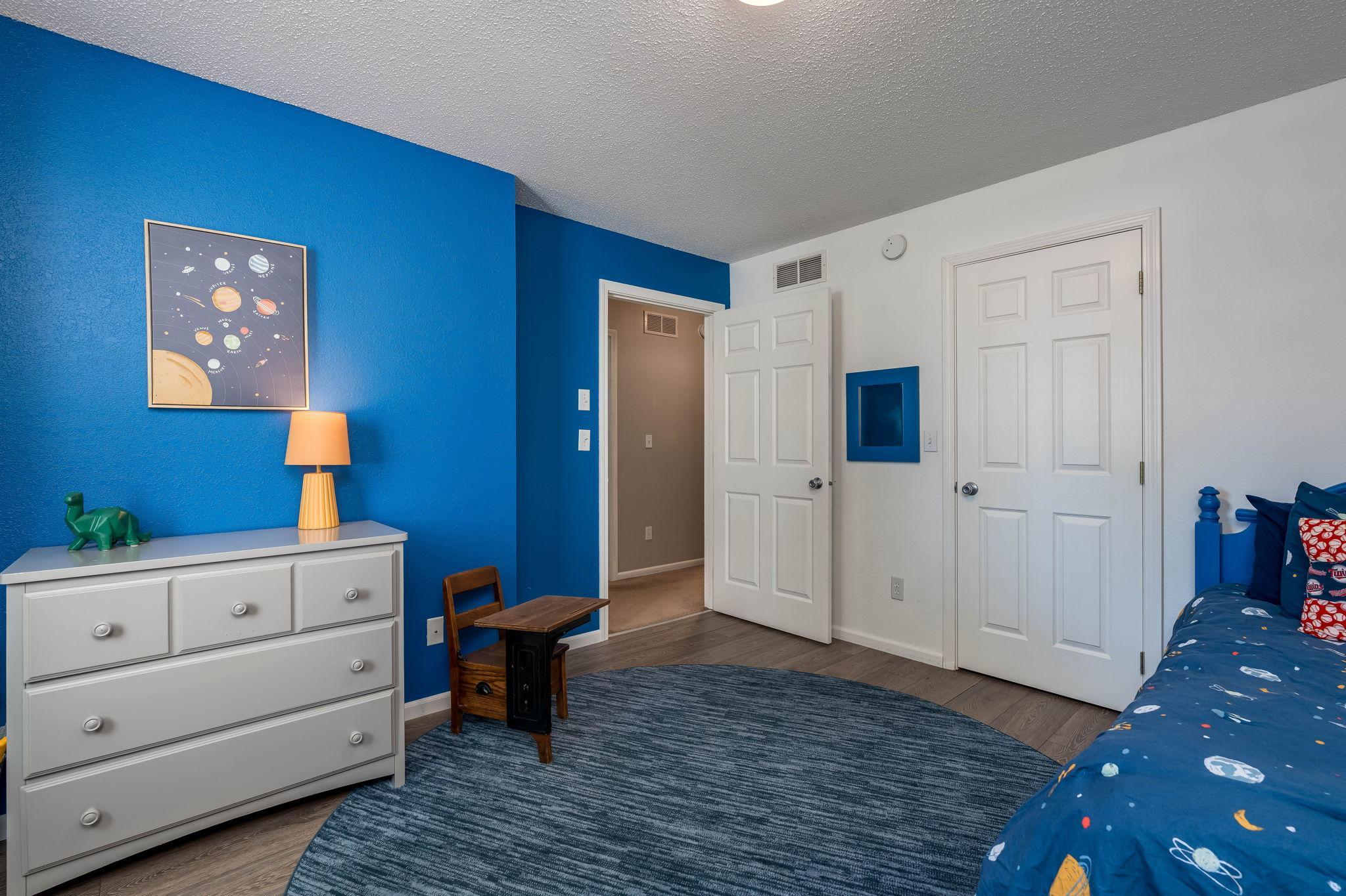150 Oxford Path Property Photo 20