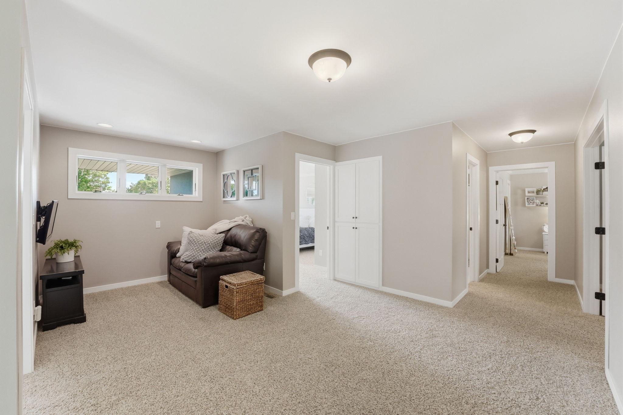 2035 Temminck Road Property Photo 47