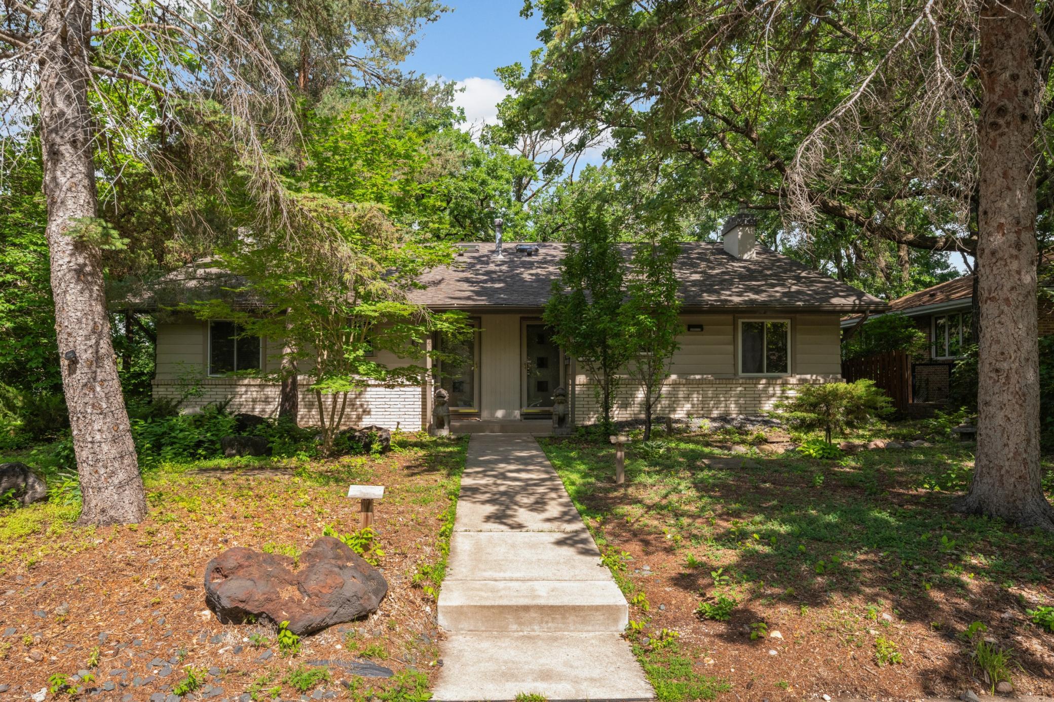 2918 Benton Boulevard Property Photo 1