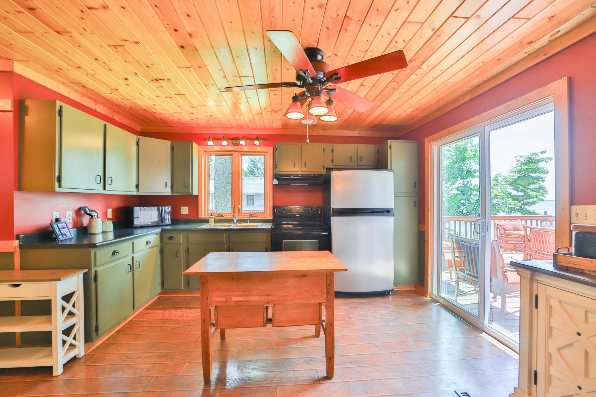 36887 State Highway 18 Property Photo 2