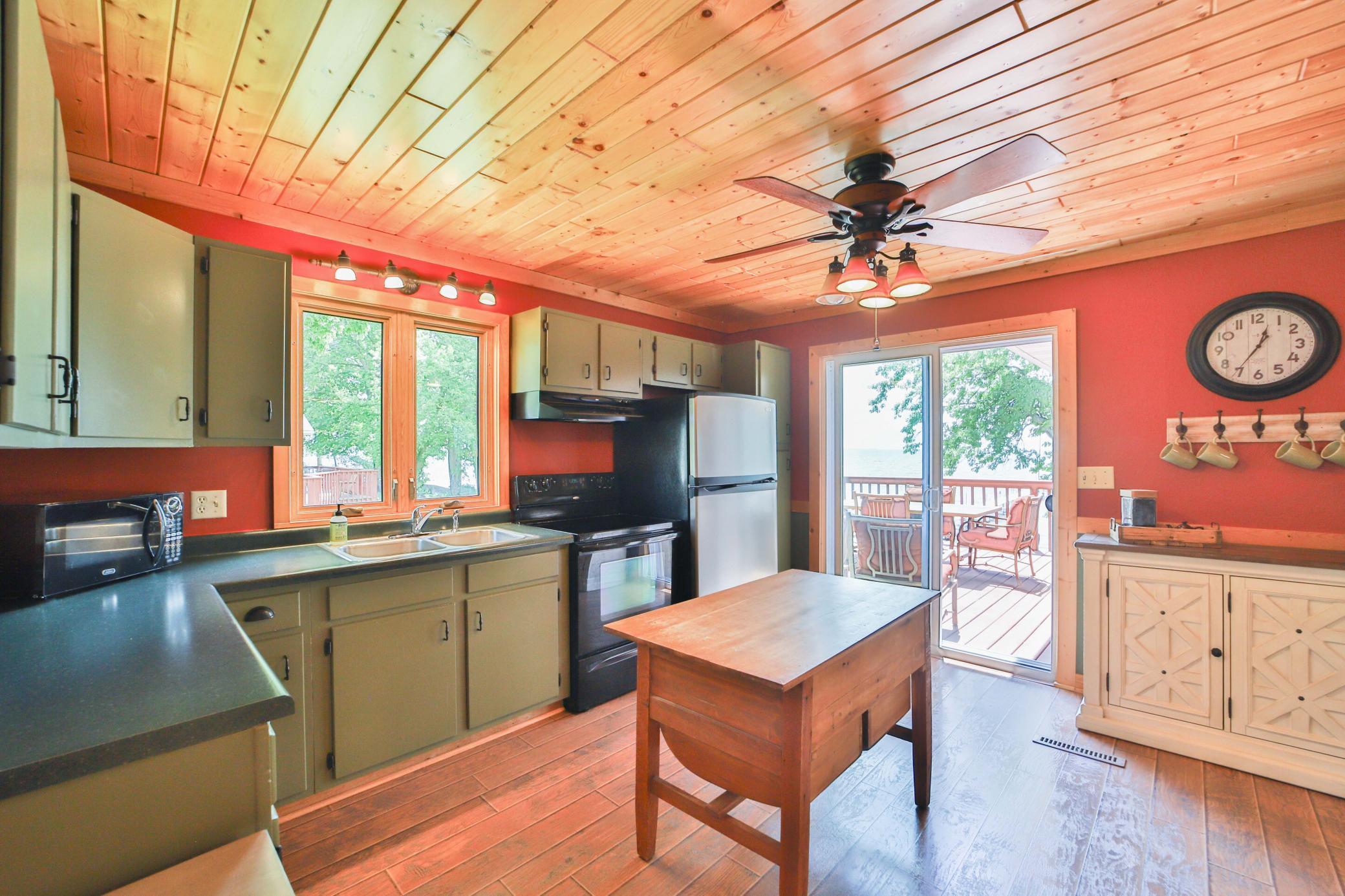 36887 State Highway 18 Property Photo 3