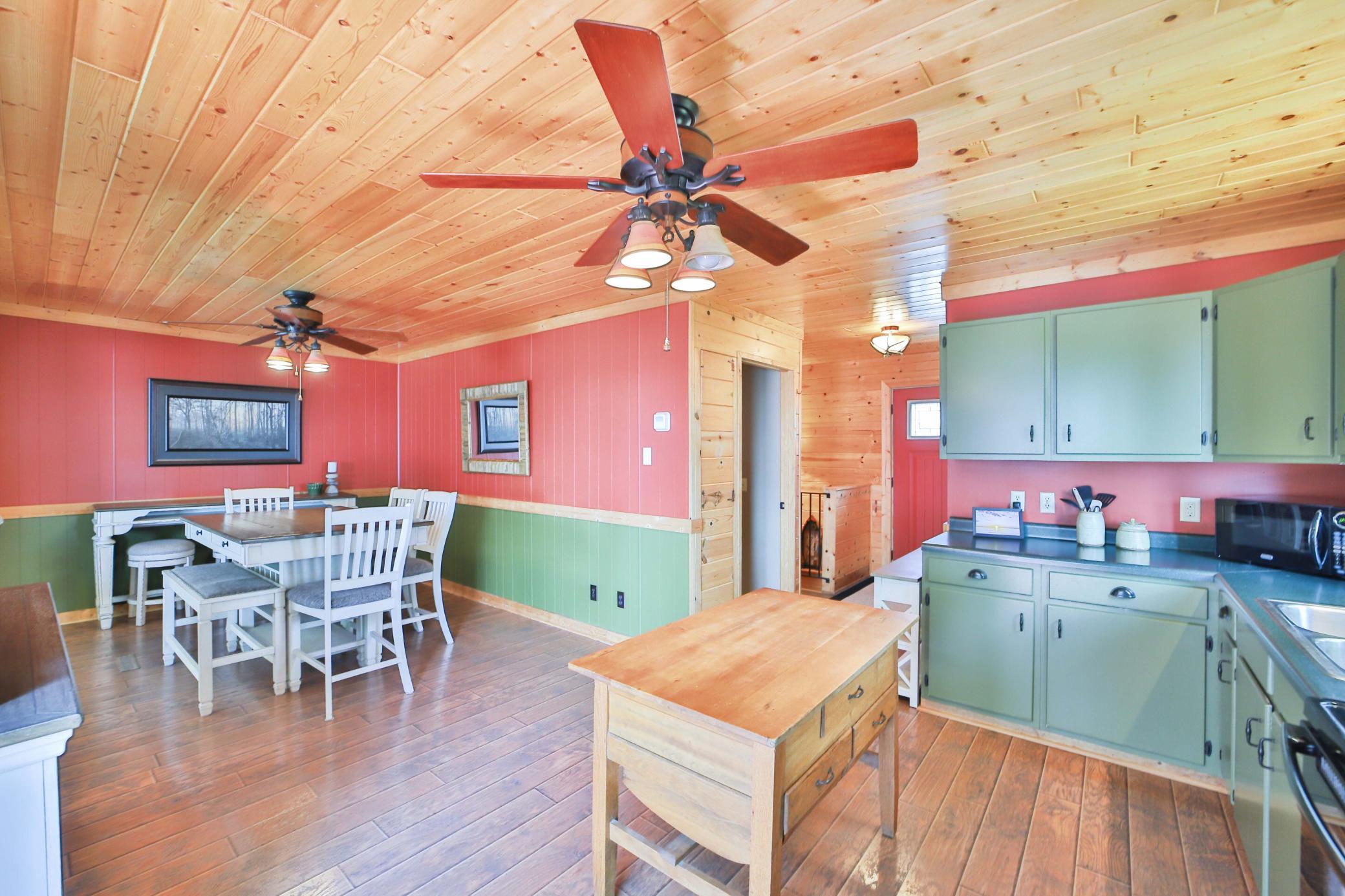 36887 State Highway 18 Property Photo 5