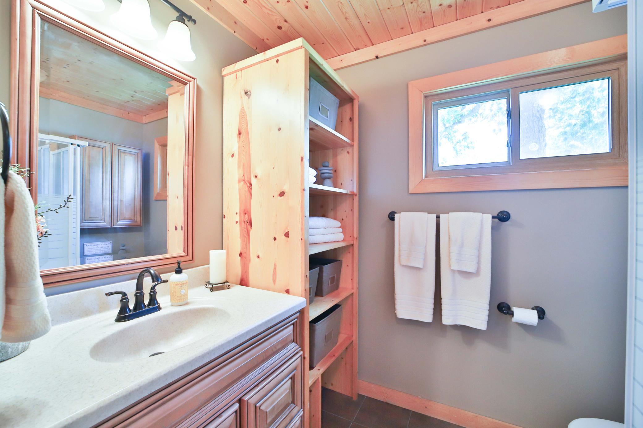 36887 State Highway 18 Property Photo 22