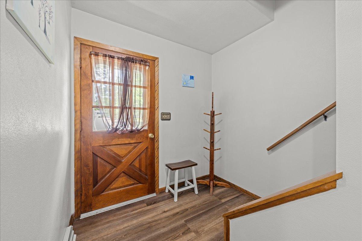 437 W Elm Street Property Photo 6