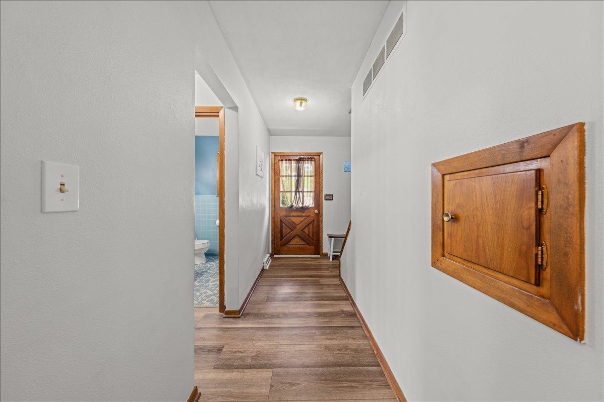 437 W Elm Street Property Photo 7