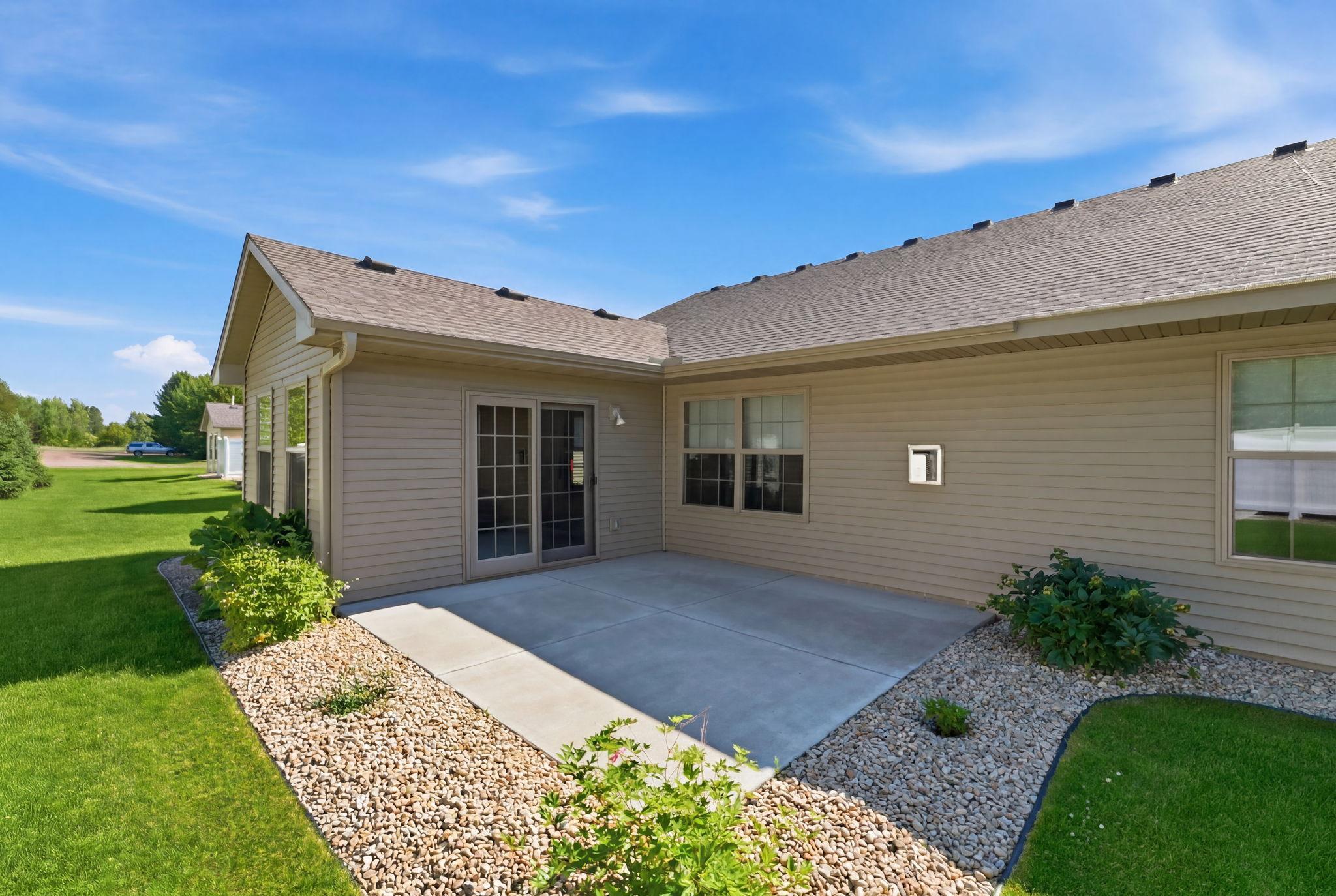 1703 8th Avenue N Property Photo 2