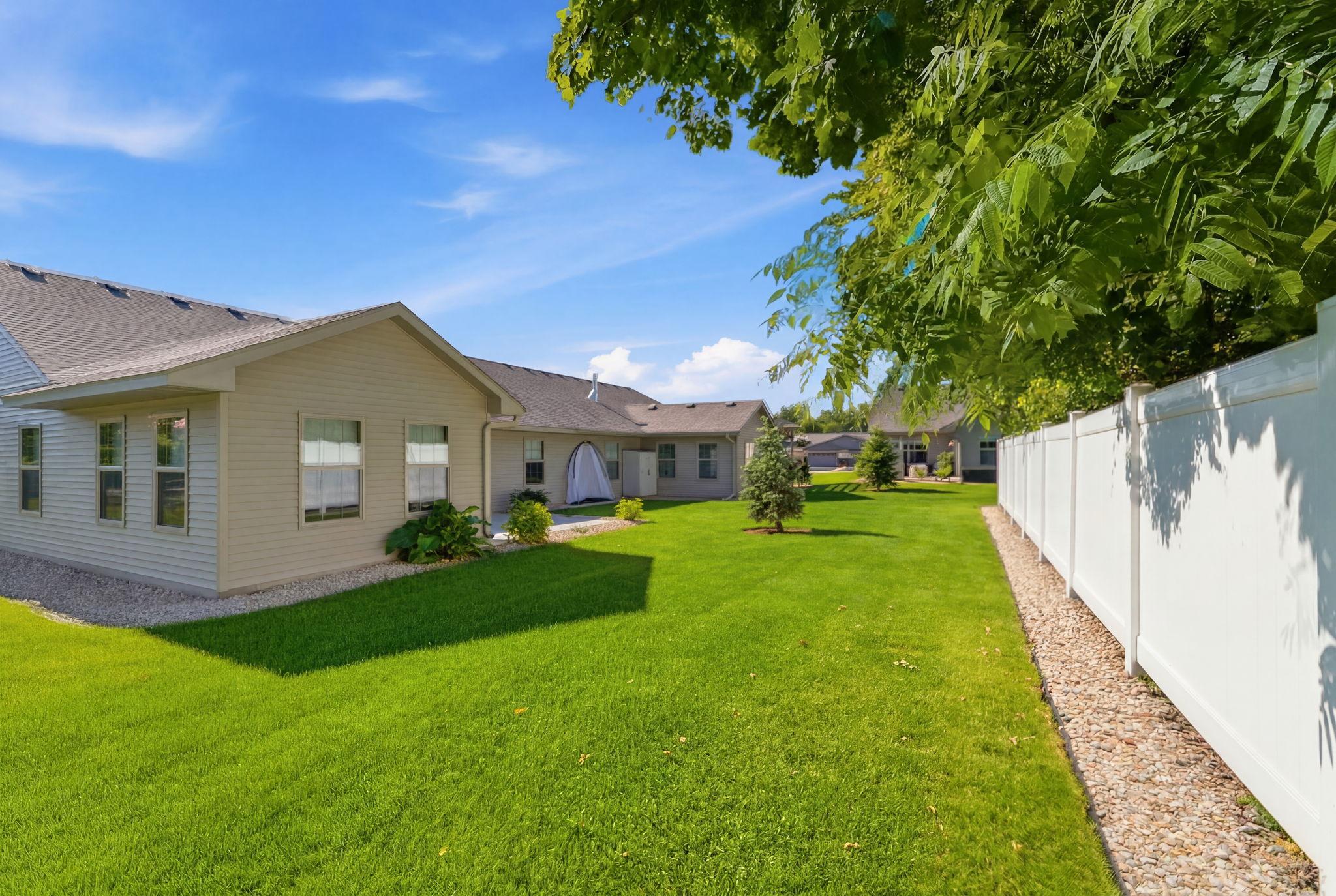 1703 8th Avenue N Property Photo 4