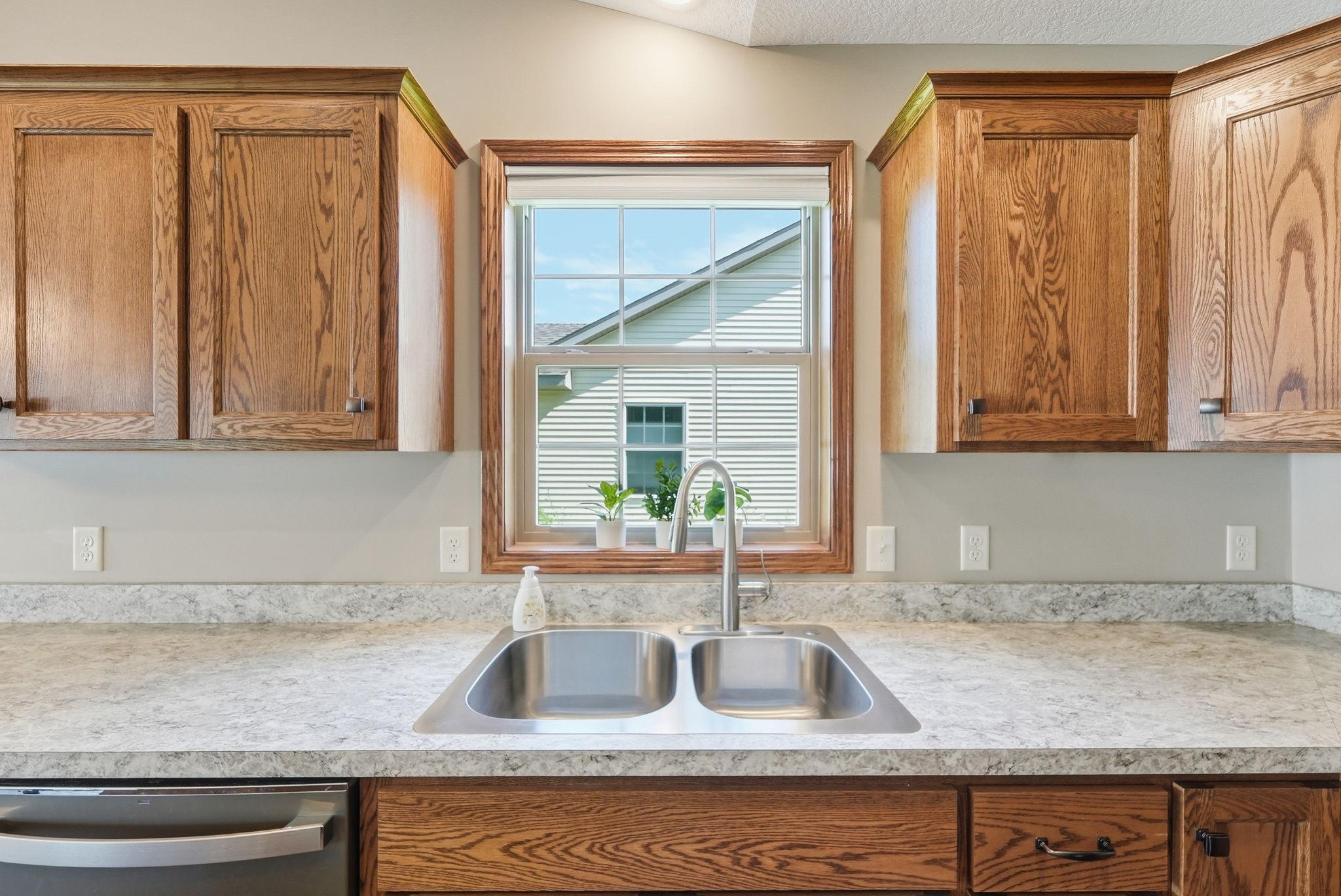 1703 8th Avenue N Property Photo 7