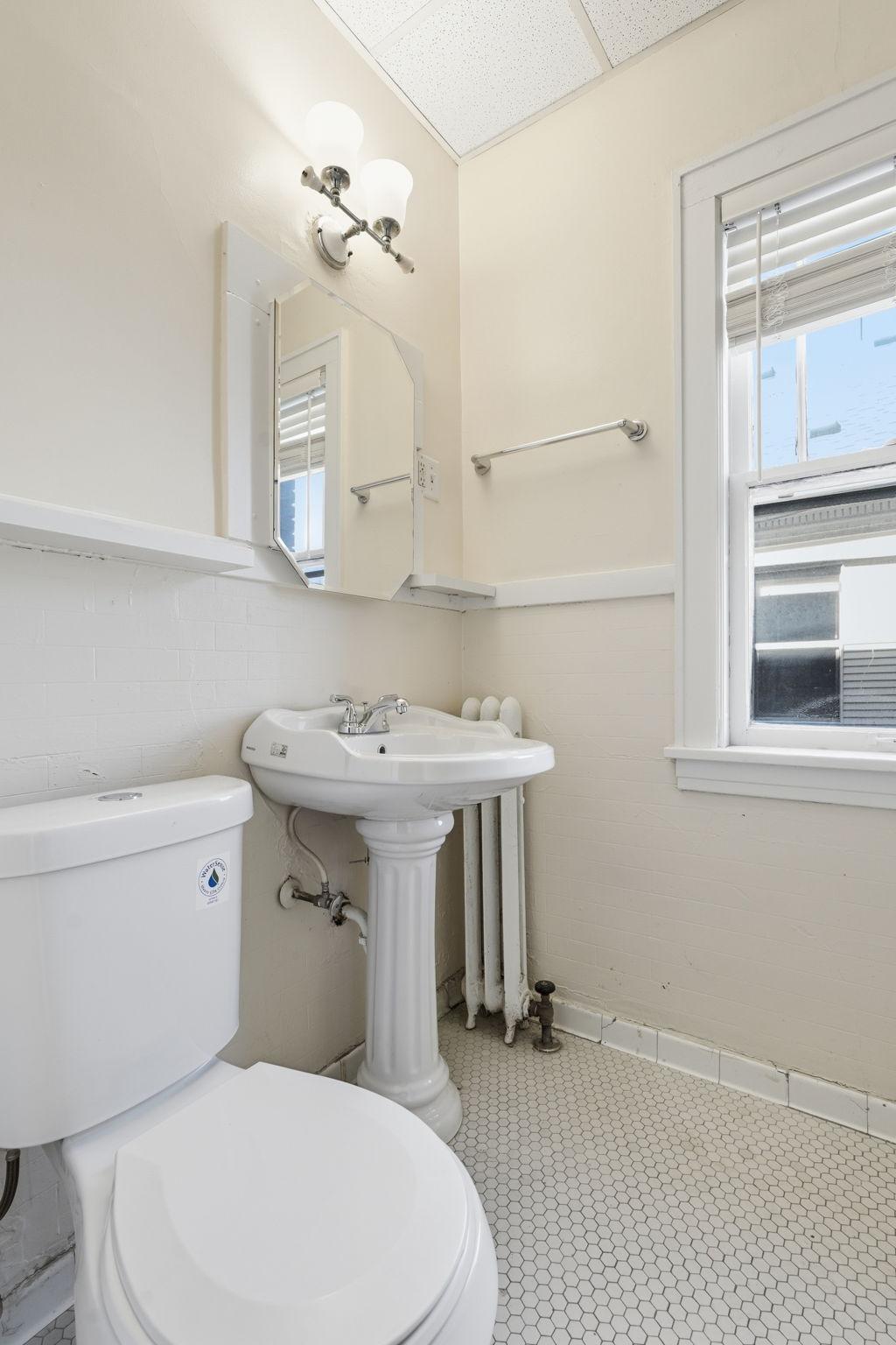 2545 Garfield Avenue 24 Property Photo 14