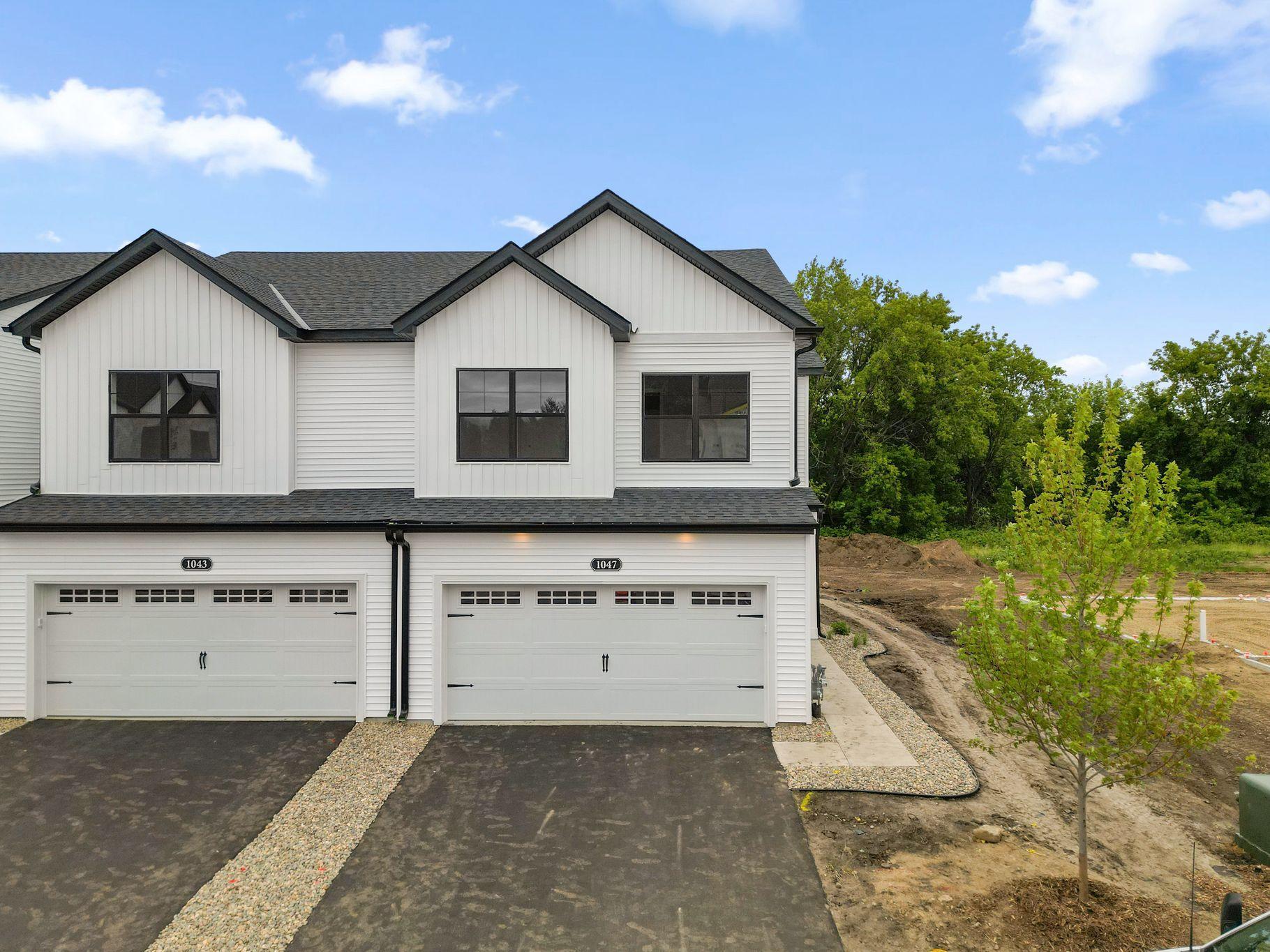 1027 130th Court E Property Photo 1