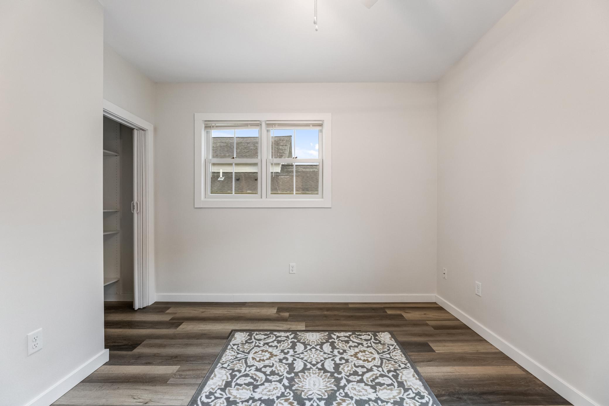 875 E King Street Property Photo 13