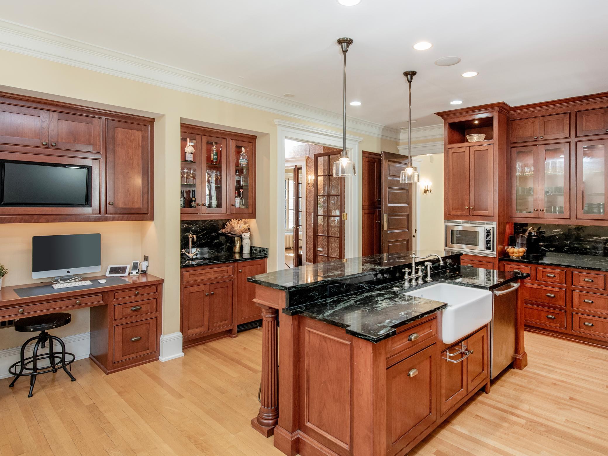 661 Fairmount Avenue Property Photo 27